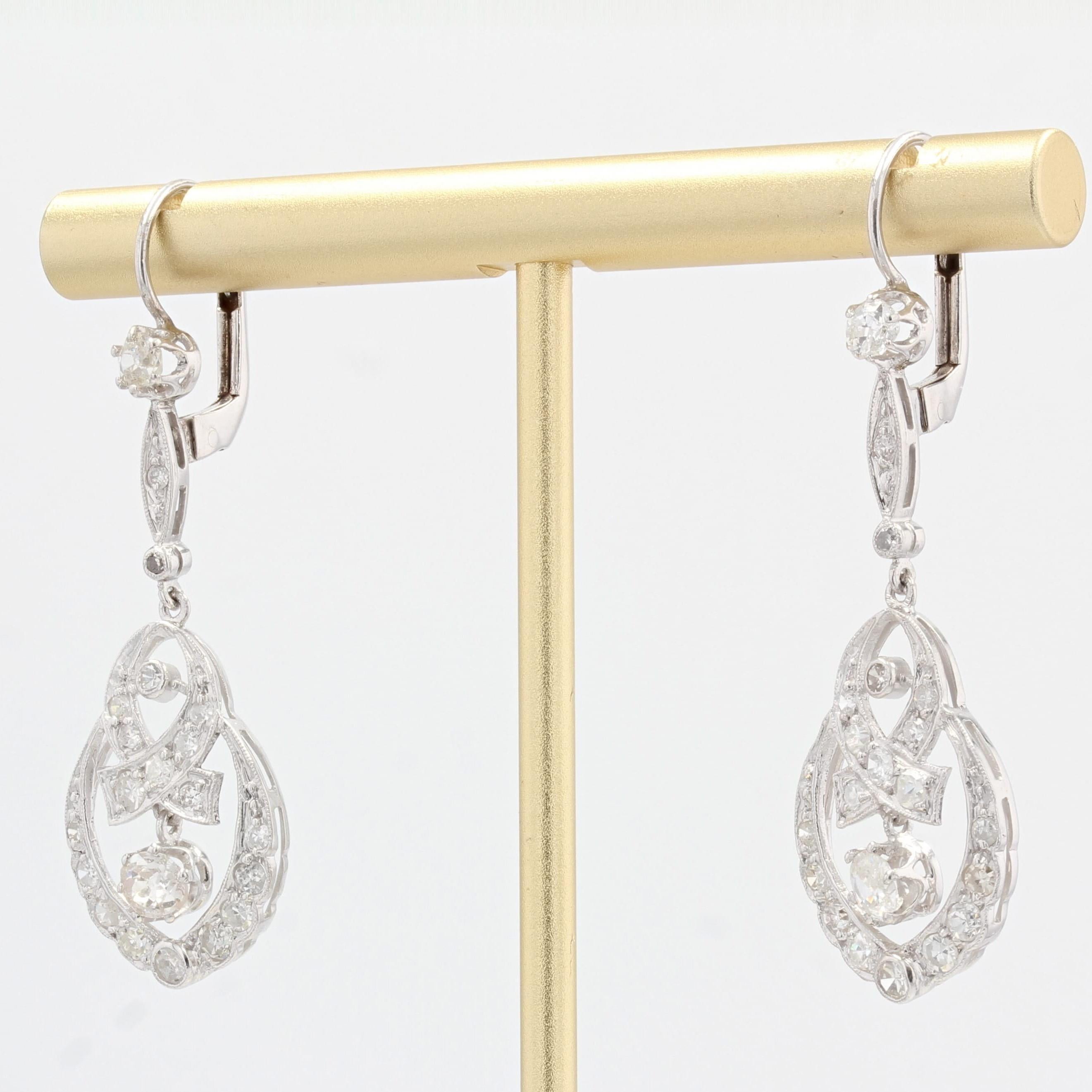 Belle Époque 20th Century Diamonds 18 Karat White Gold Dangle Earrings For Sale