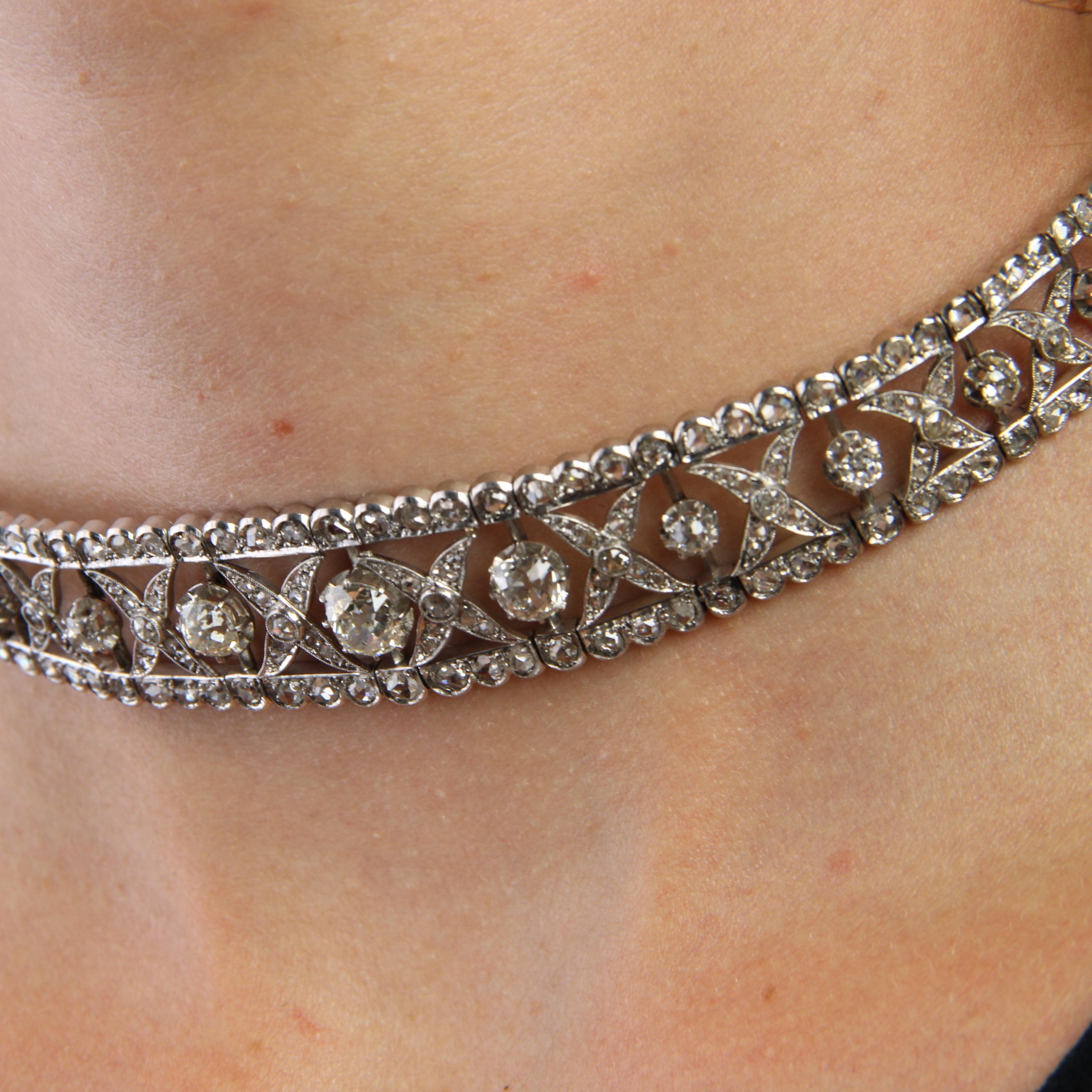 Halskette mit Transformation aus 18 Karat Weißgold und Platin mit Diamanten des 20. Jahrhunderts im Angebot 7