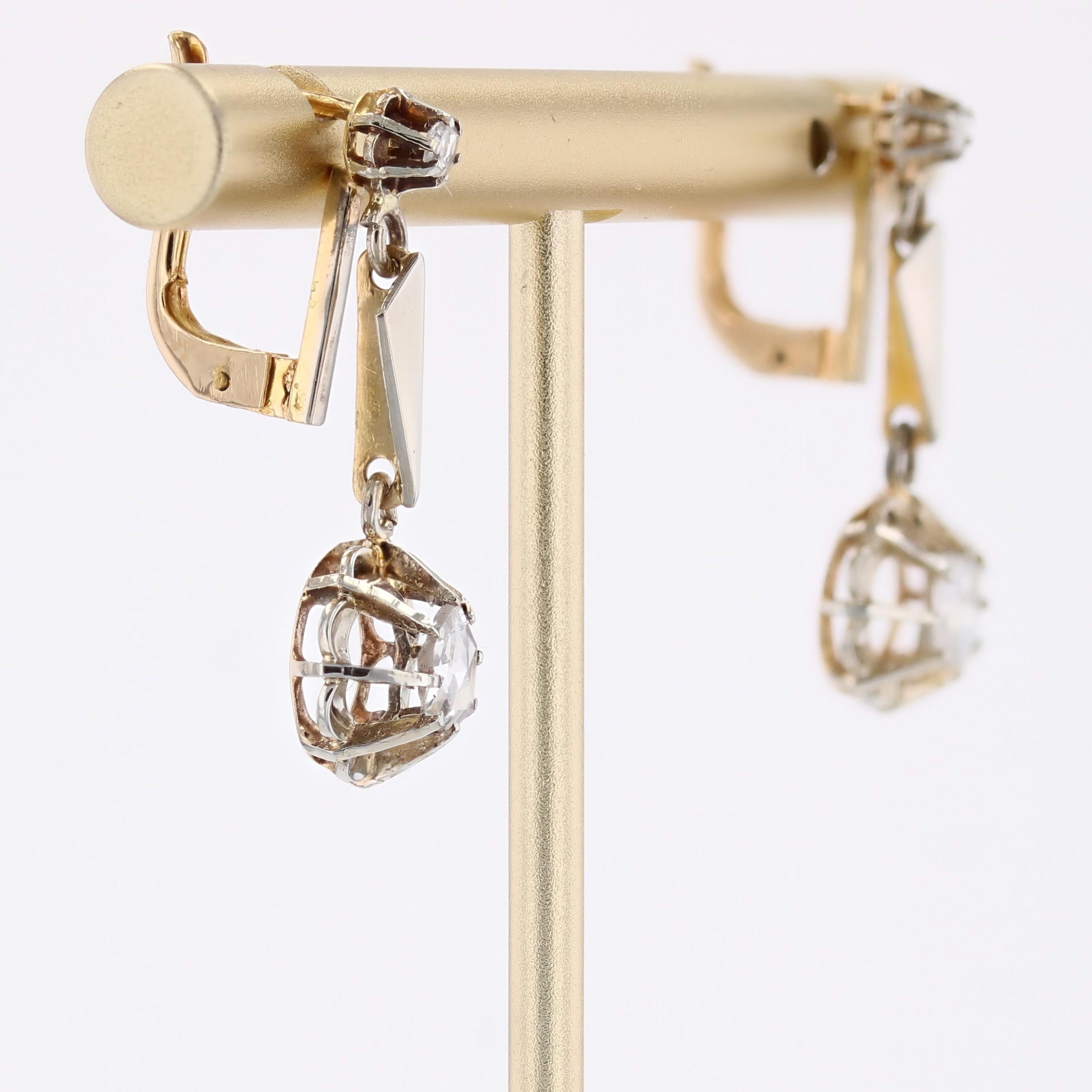 20th Century Diamonds 18 Karat White Rose Gold Lever Back Earrings im Angebot 2