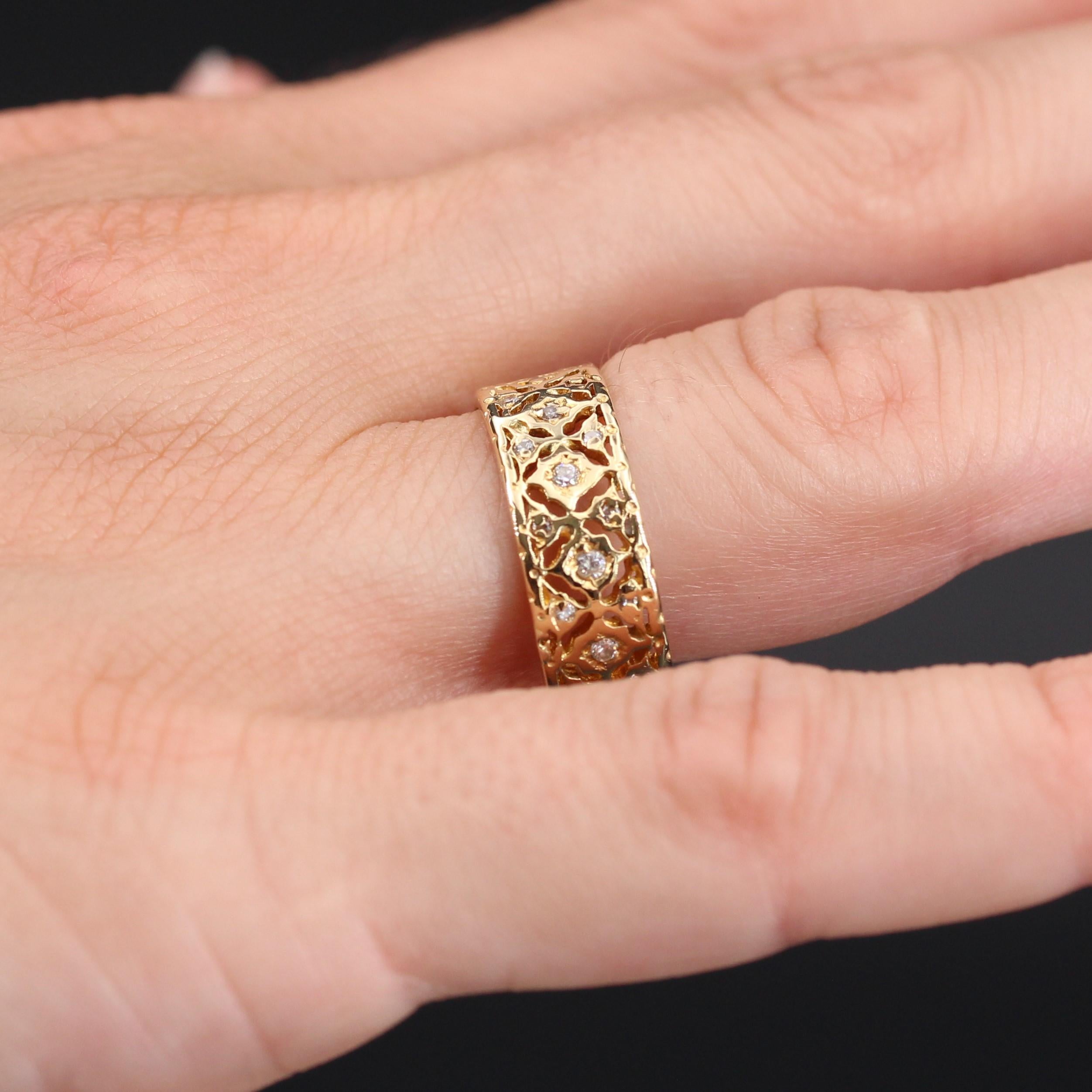 20th Century Diamonds 18 Karat Yellow Gold Antique Ring For Sale 6