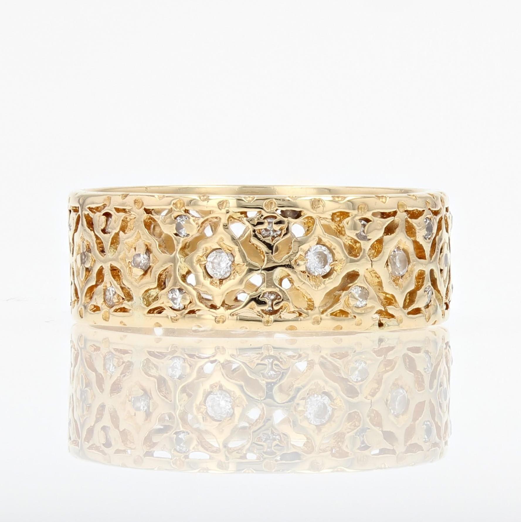 20th Century Diamonds 18 Karat Yellow Gold Antique Ring In Good Condition For Sale In Poitiers, FR