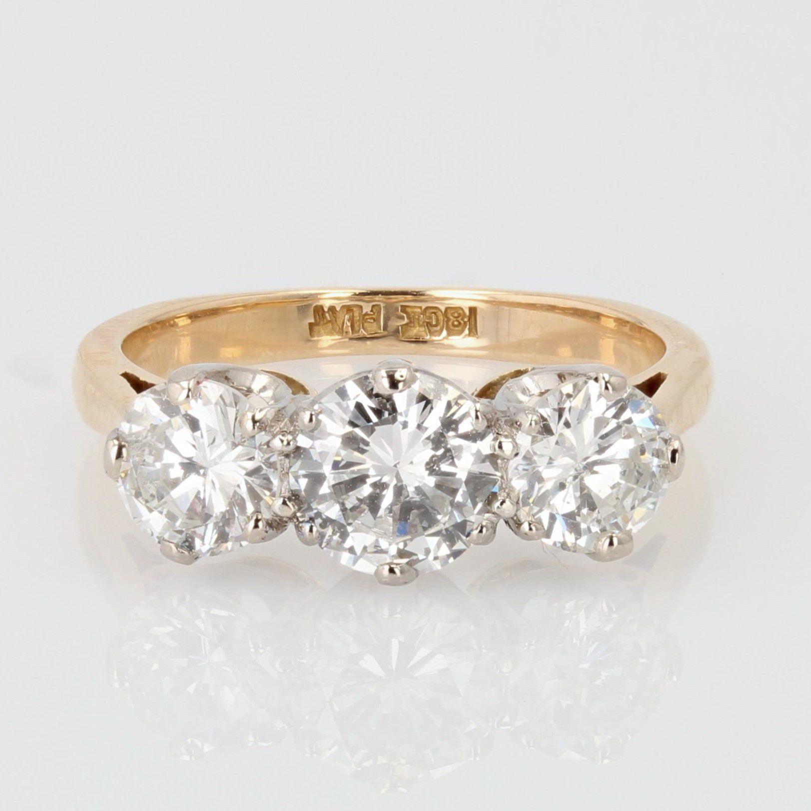 Brilliant Cut 20th Century Diamonds 18 Karat Yellow Gold Garter Ring For Sale