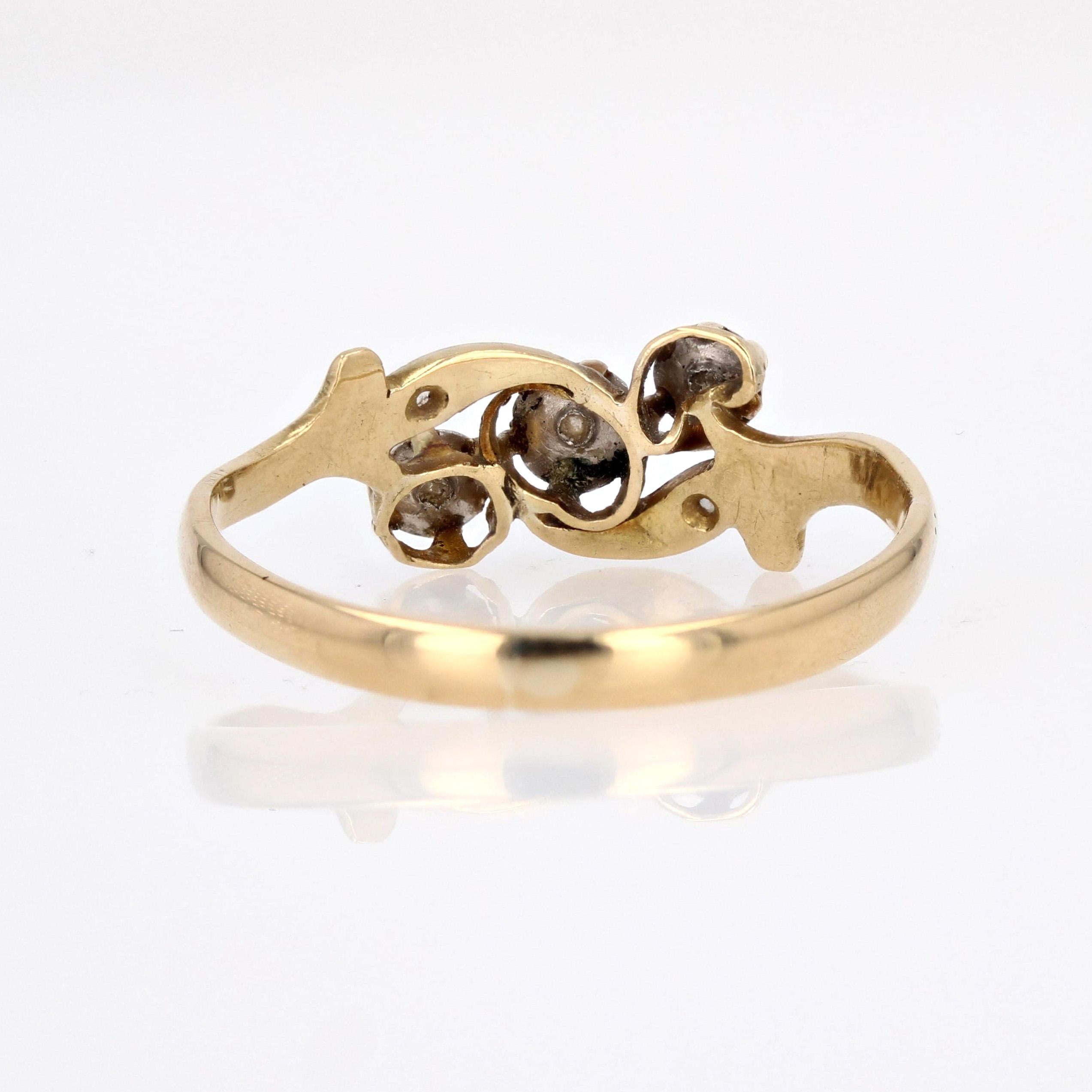 Women's 20th Century Diamonds 18 Karat Yellow Gold Ring For Sale