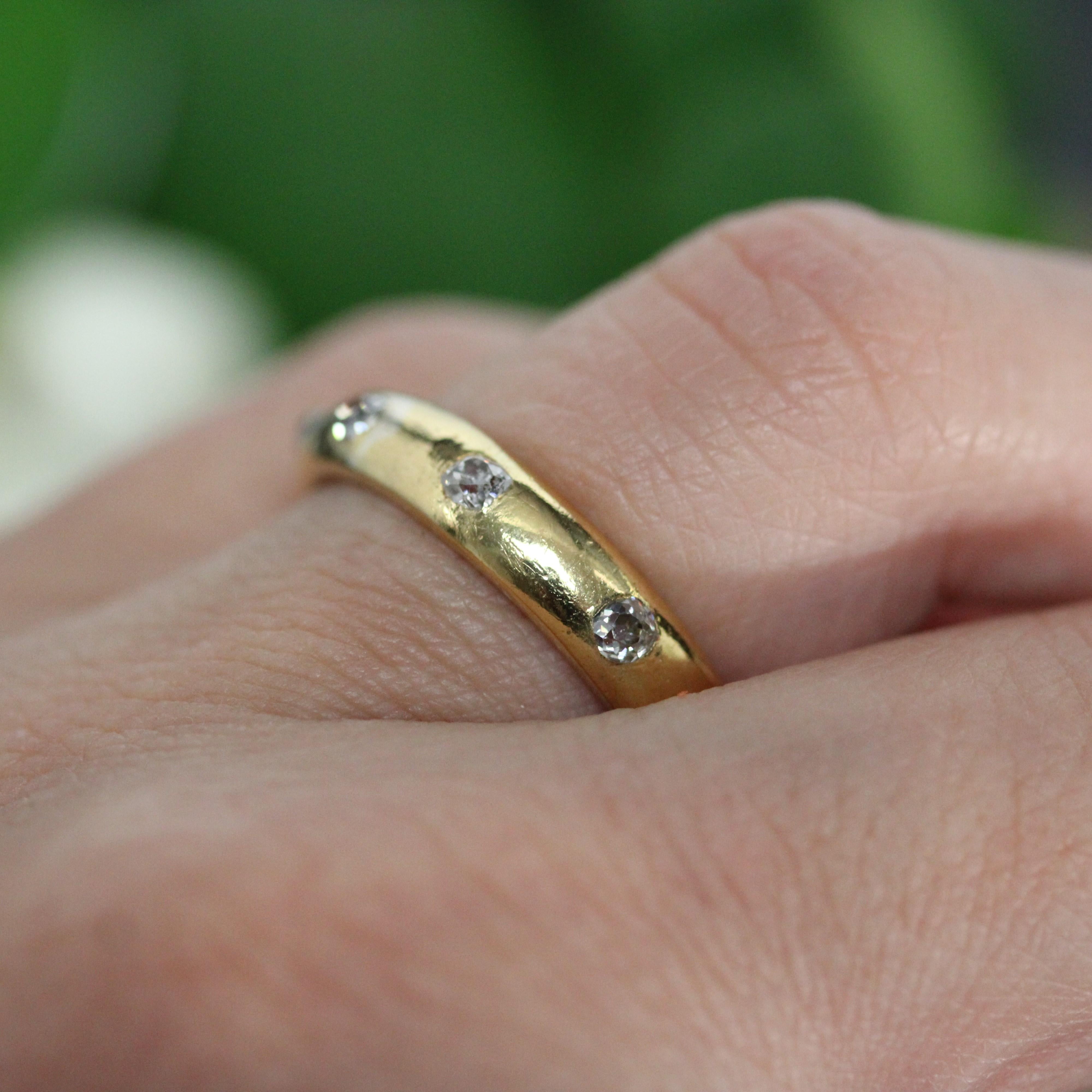 20th Century Diamonds 18 Karat Yellow Gold Wedding Ring For Sale 6