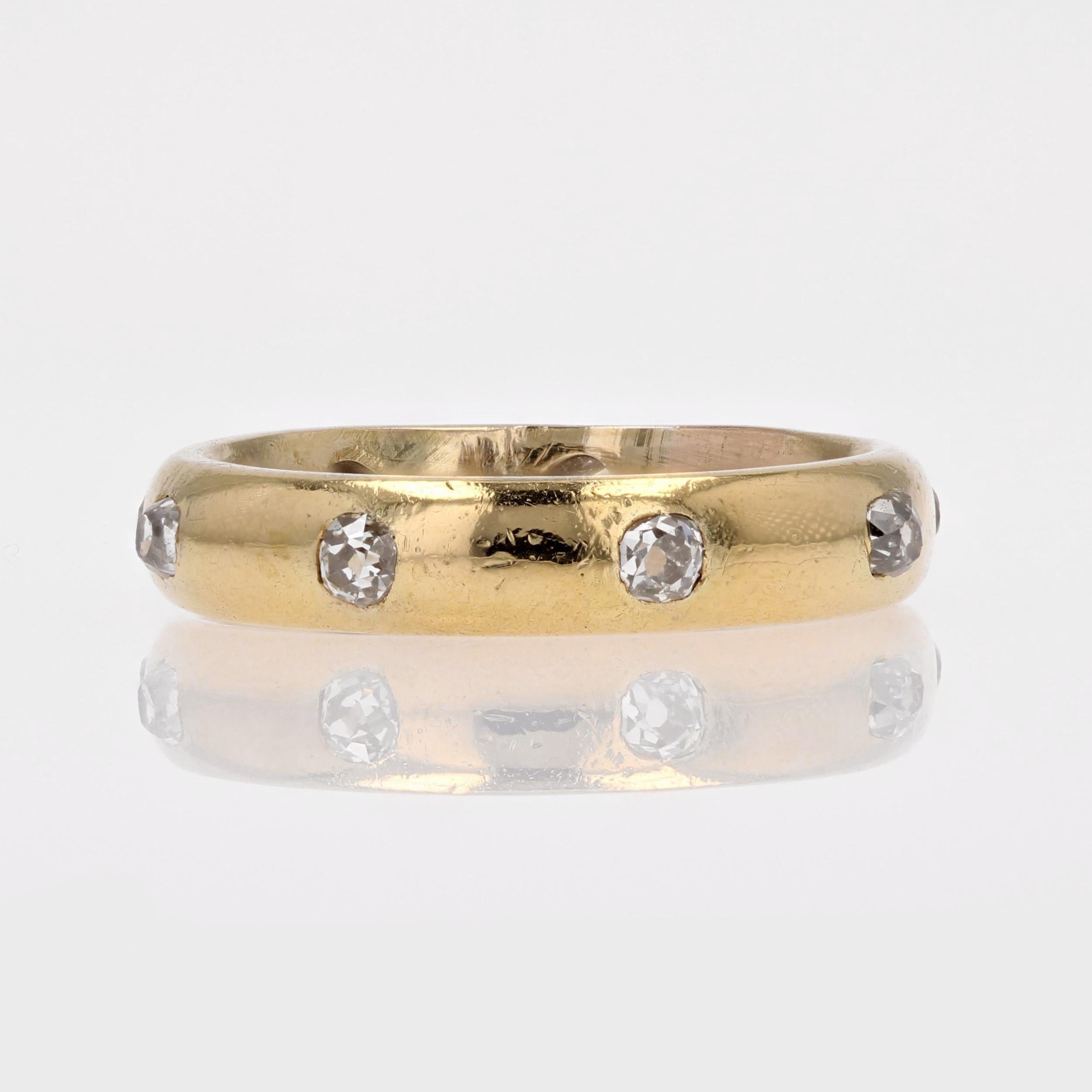 20th Century Diamonds 18 Karat Yellow Gold Wedding Ring In Good Condition For Sale In Poitiers, FR