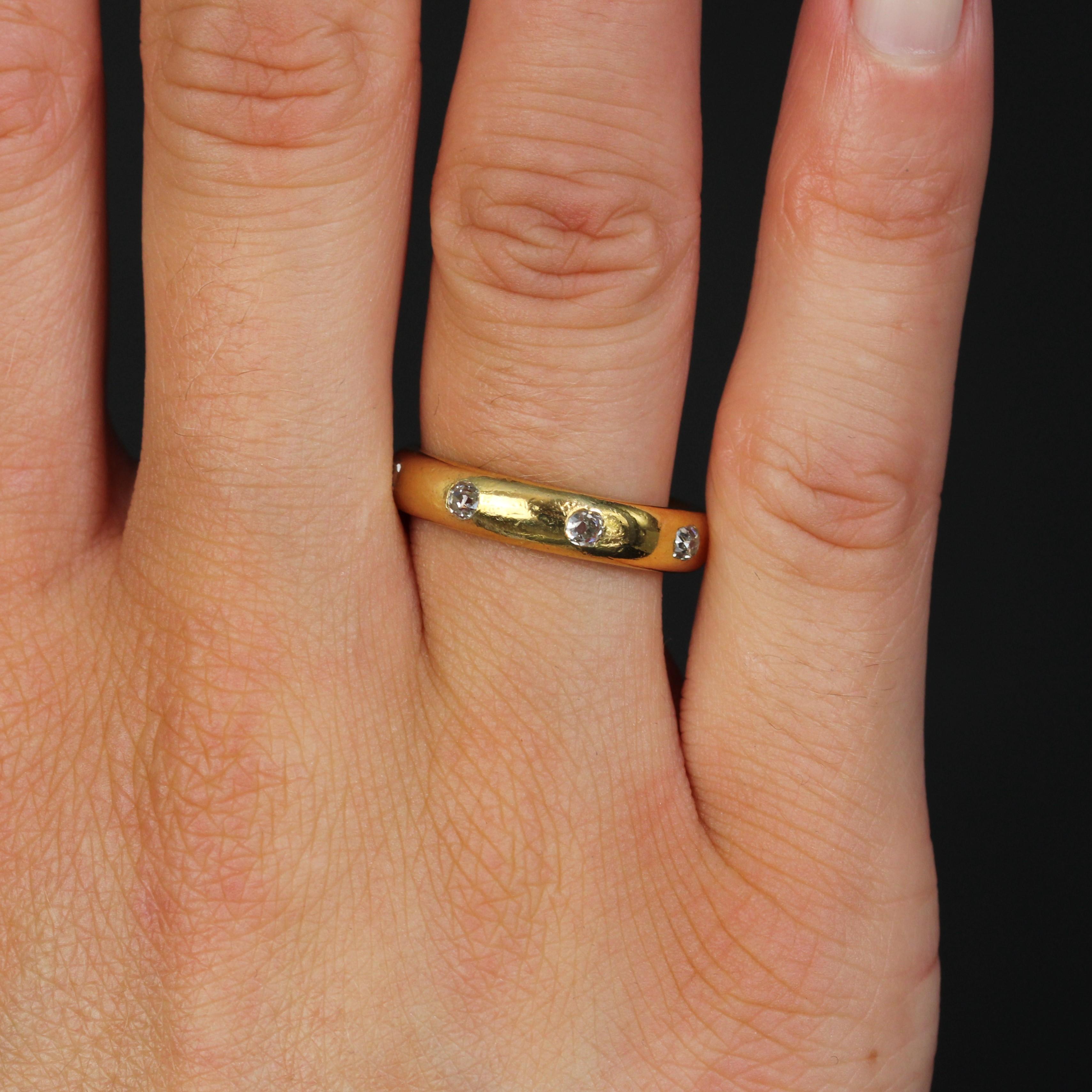 20th Century Diamonds 18 Karat Yellow Gold Wedding Ring For Sale 2