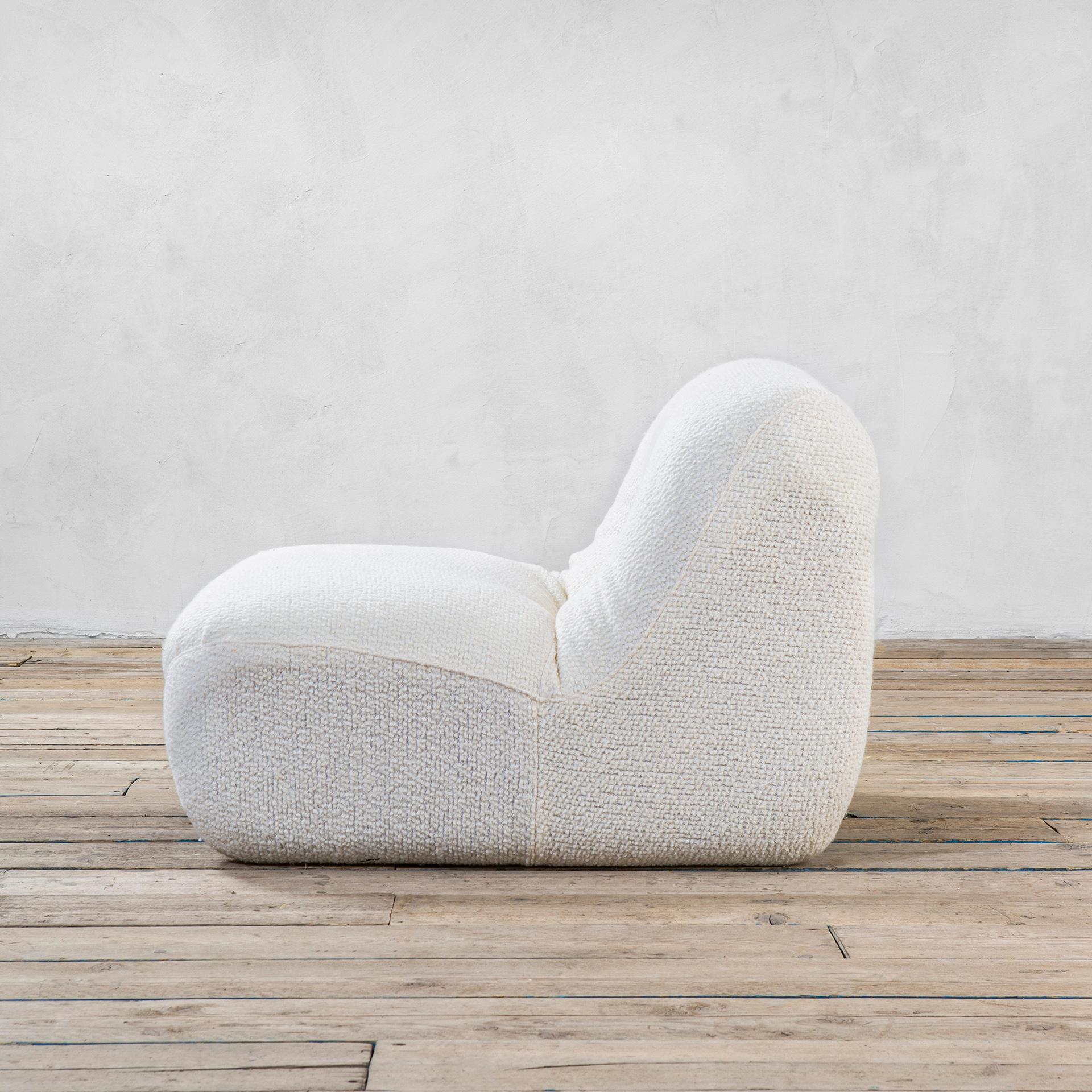 Modern 20th Century Diego Mattu Pair of Armchairs Model Malù for 1p in White Fabric For Sale