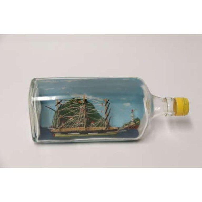 Cruise Ship Fluid Drift Bottle – Cruise Ship in a Bottle – navires en acrylique – Cruise Ship That Never Sinks Ornement pour décoration bureau 14,5 x 5 x 5,2 cm Cruise Ship Fluid Drift Bottle – Cruise Ship in a Bottle – navires en acrylique – Cruise Ship That Never Sinks Ornement pour décoration bureau 14,5 x 5 x 5,2 cm