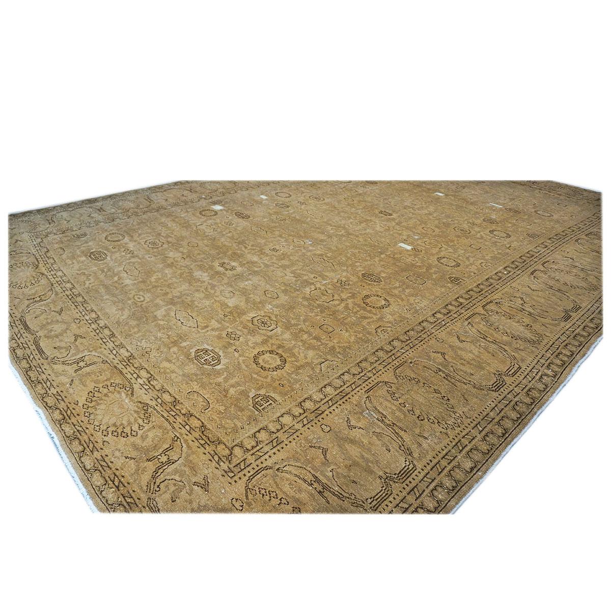 Hand-Woven 20th Century Distressed Persian Malayer 9x12 Living-Room Rug Brown and Tan For Sale