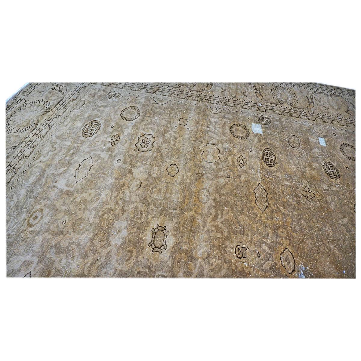 20th Century Distressed Persian Malayer 9x12 Living-Room Rug Brown and Tan In Distressed Condition For Sale In Houston, TX