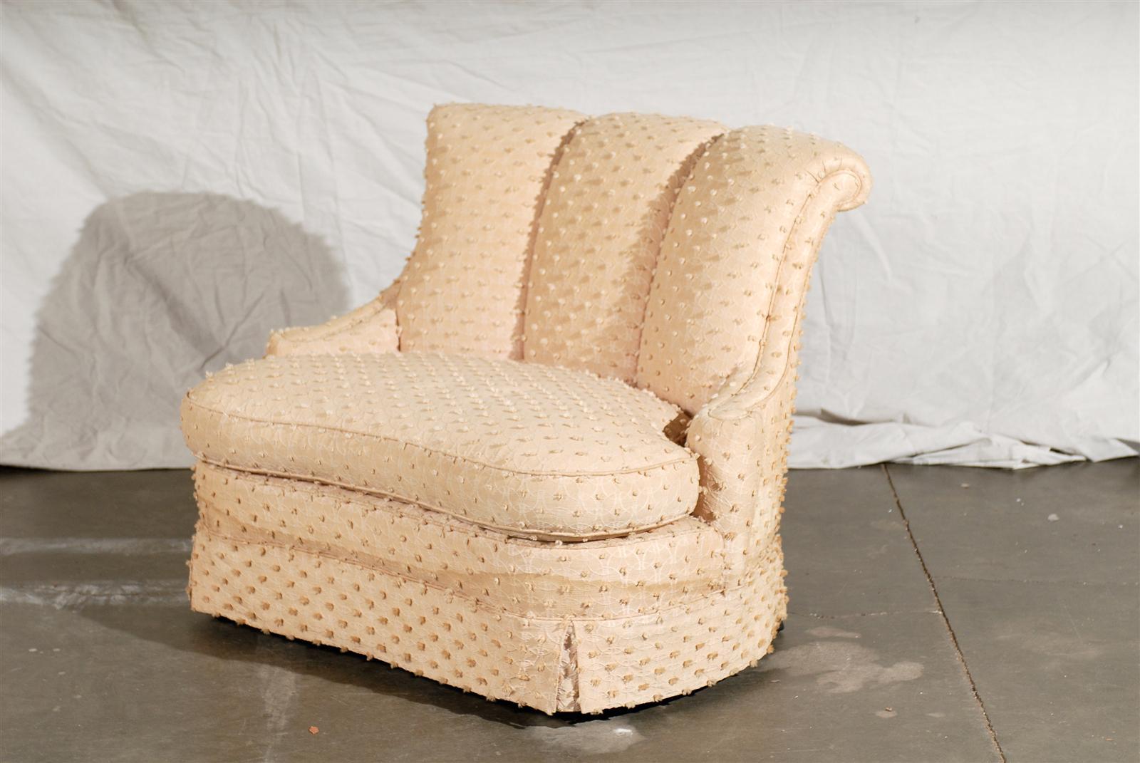 20th Century Dorothy Draper Style Oversized Slipper Chair In Good Condition In Atlanta, GA