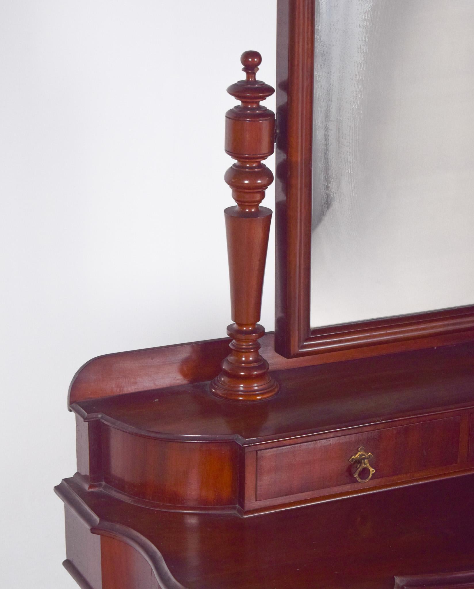 20th Century Dressing Table with Mirror In Good Condition For Sale In Lisboa, Lisboa