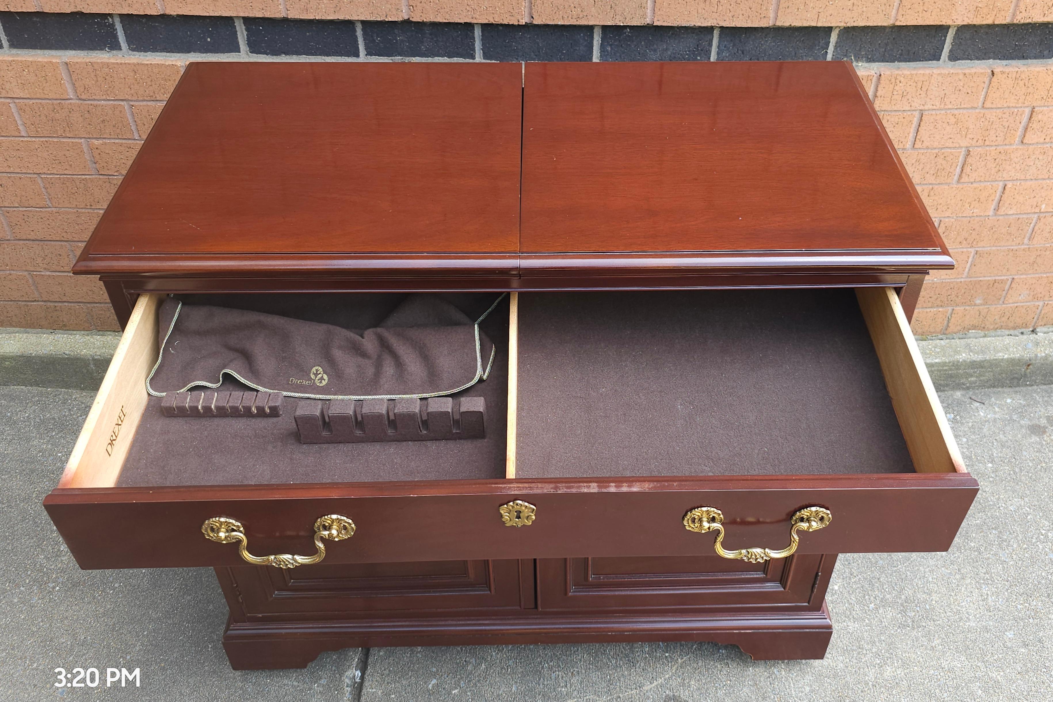20th Century Drexel Mahogany Slide Top Rolling Dry Bar Buffet Server For Sale 1