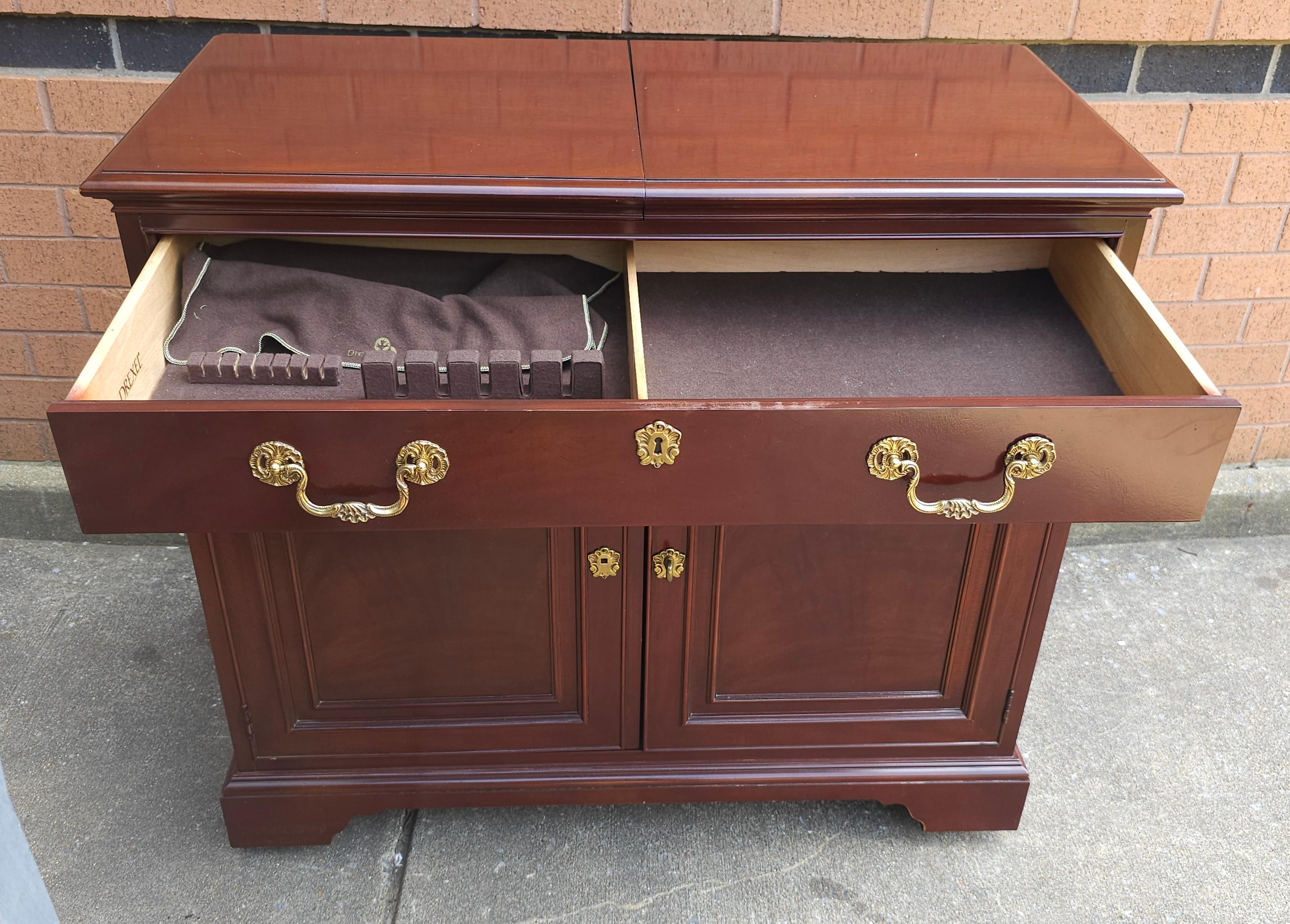 20th Century Drexel Mahogany Slide Top Rolling Dry Bar Buffet Server For Sale 3