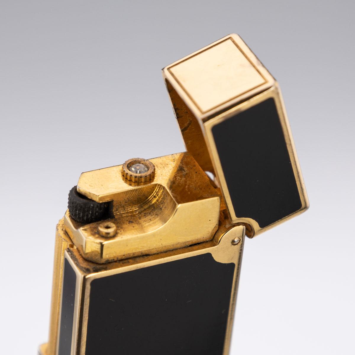 20th Century Dunhill Brass And Black Enamel Lighter 9