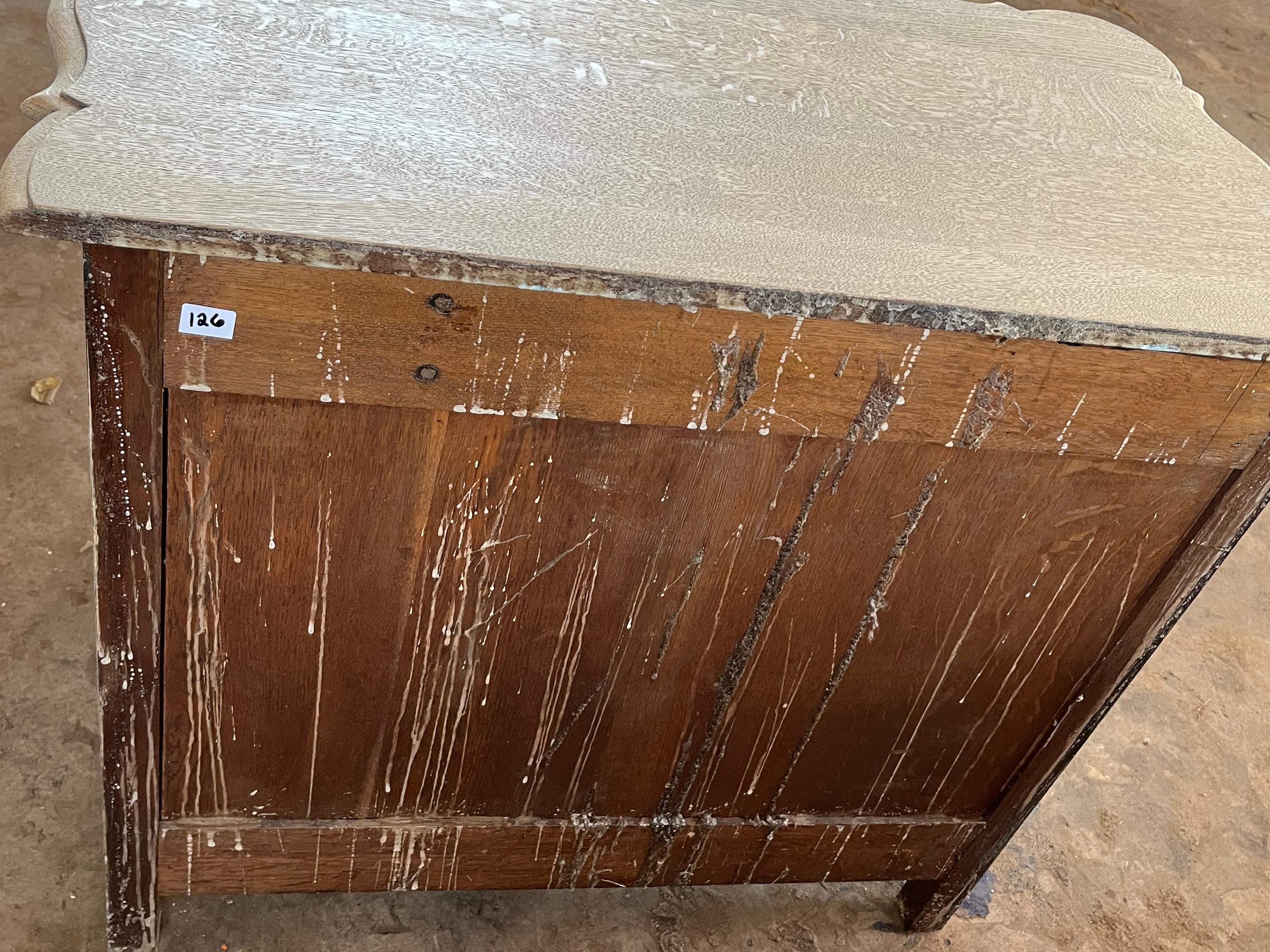 Cassettiera olandese in Oak sbiancato del XX secolo in vendita 6