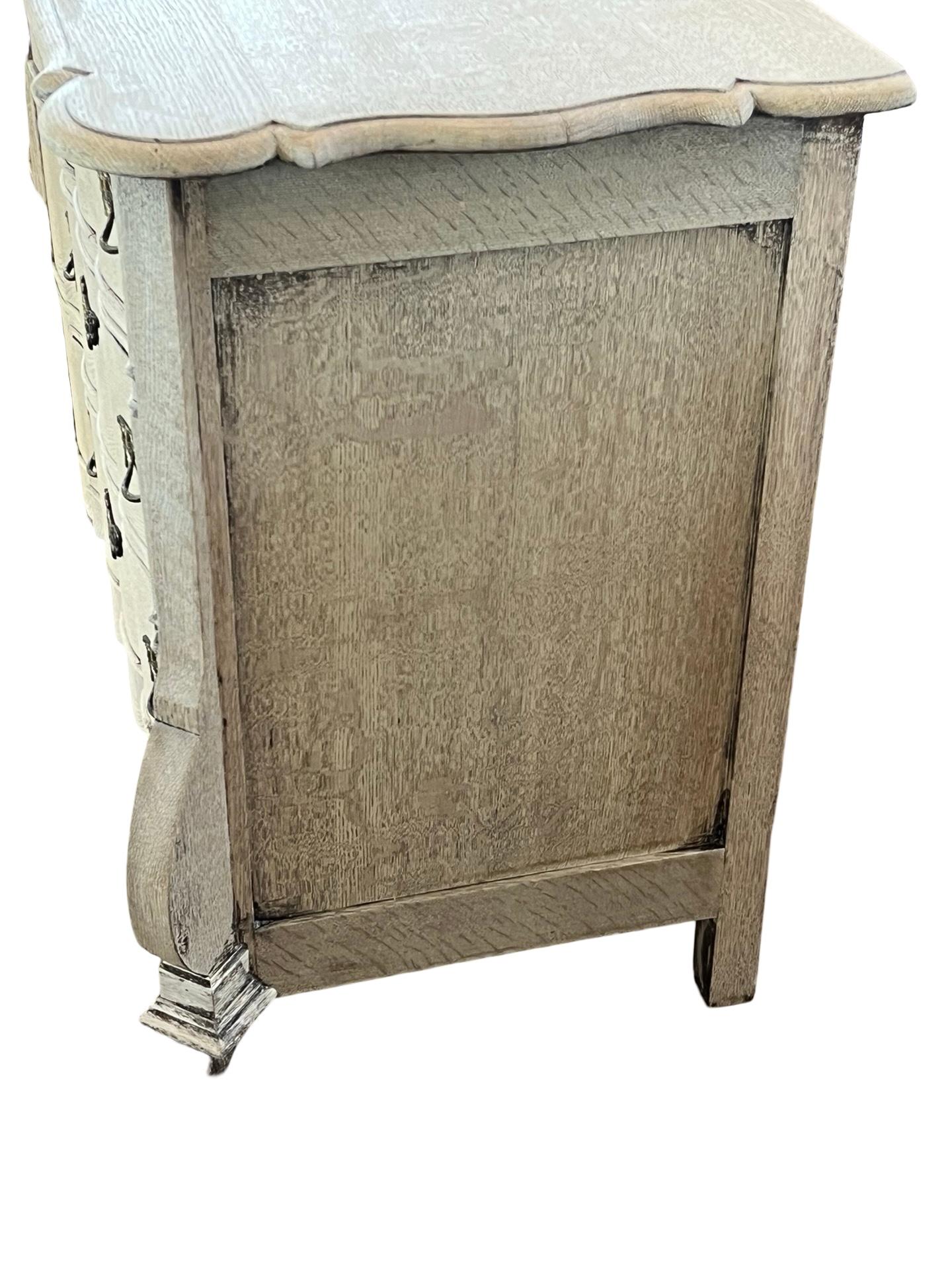 Quercia Cassettiera olandese in Oak sbiancato del XX secolo in vendita