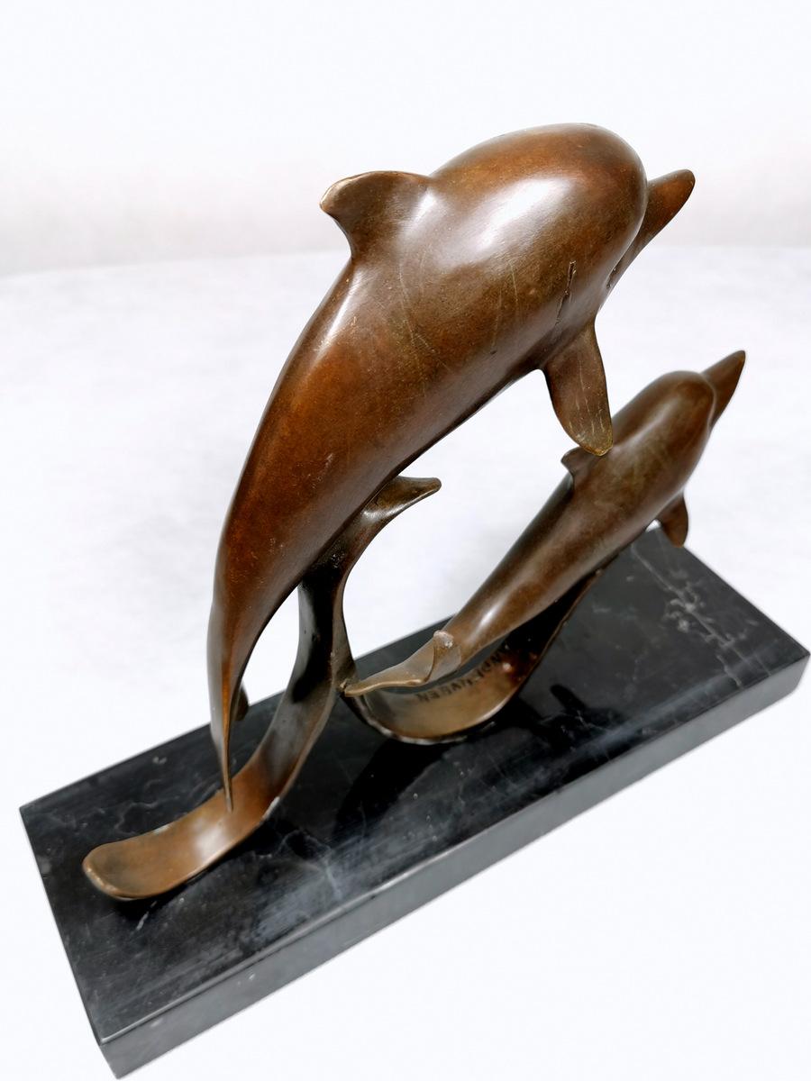 Loet Vanderveen 20th Century Black Marble and Bronze Dutch Dolphins Statue  In Good Condition In Prato, Tuscany