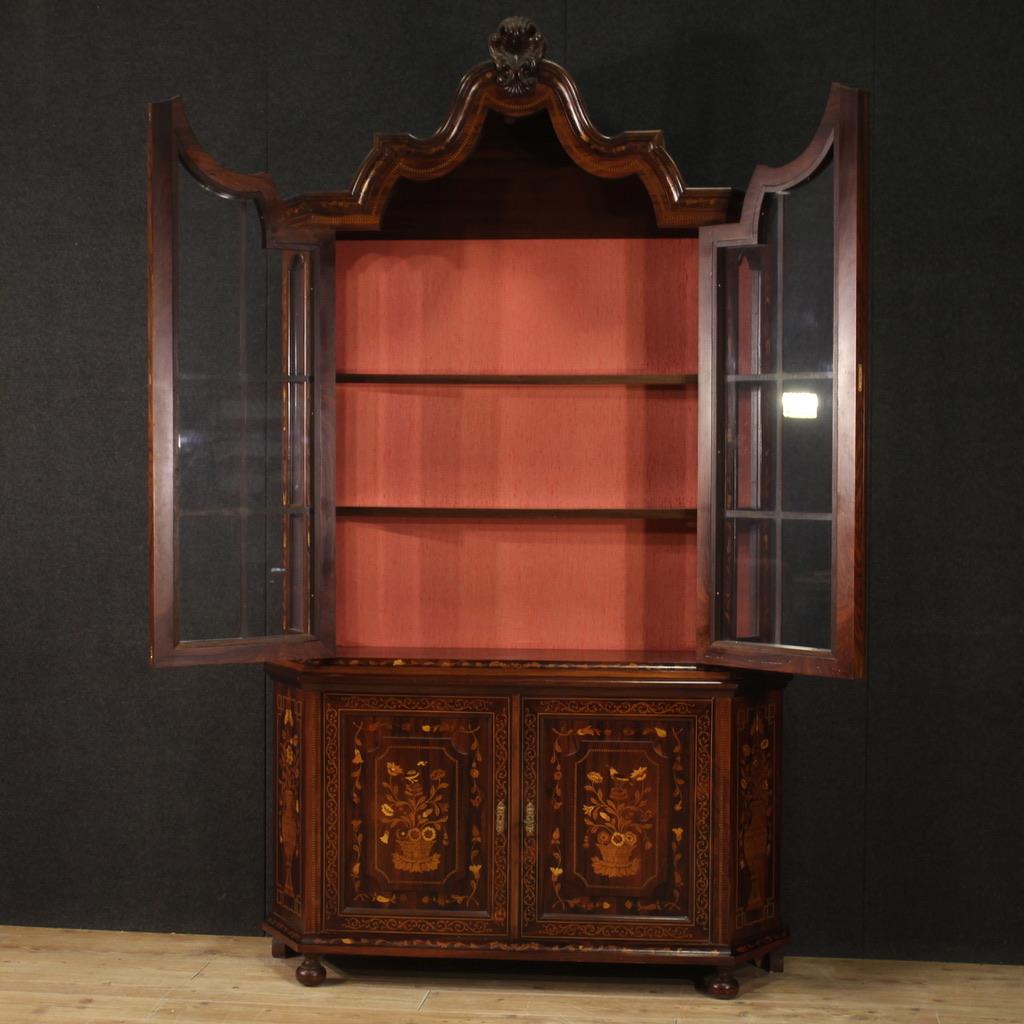 vitrina holandesa del siglo XX con incrustaciones de madera, 1970 en venta 4