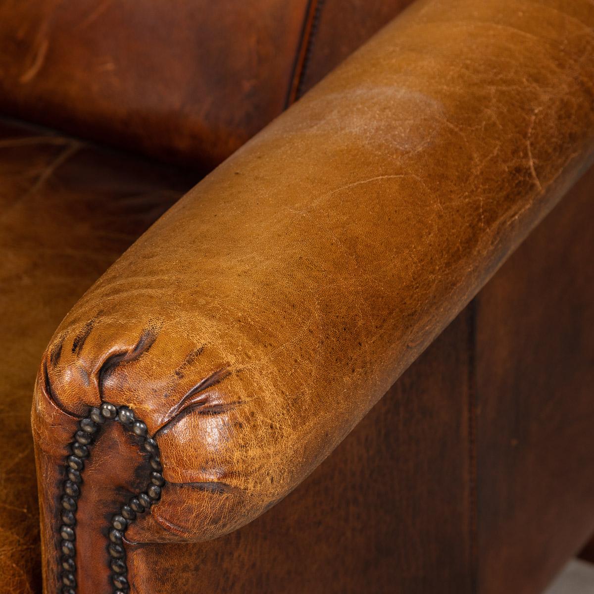 20th Century Dutch Pair of Sheepskin Leather Club Chairs, circa 1980 12