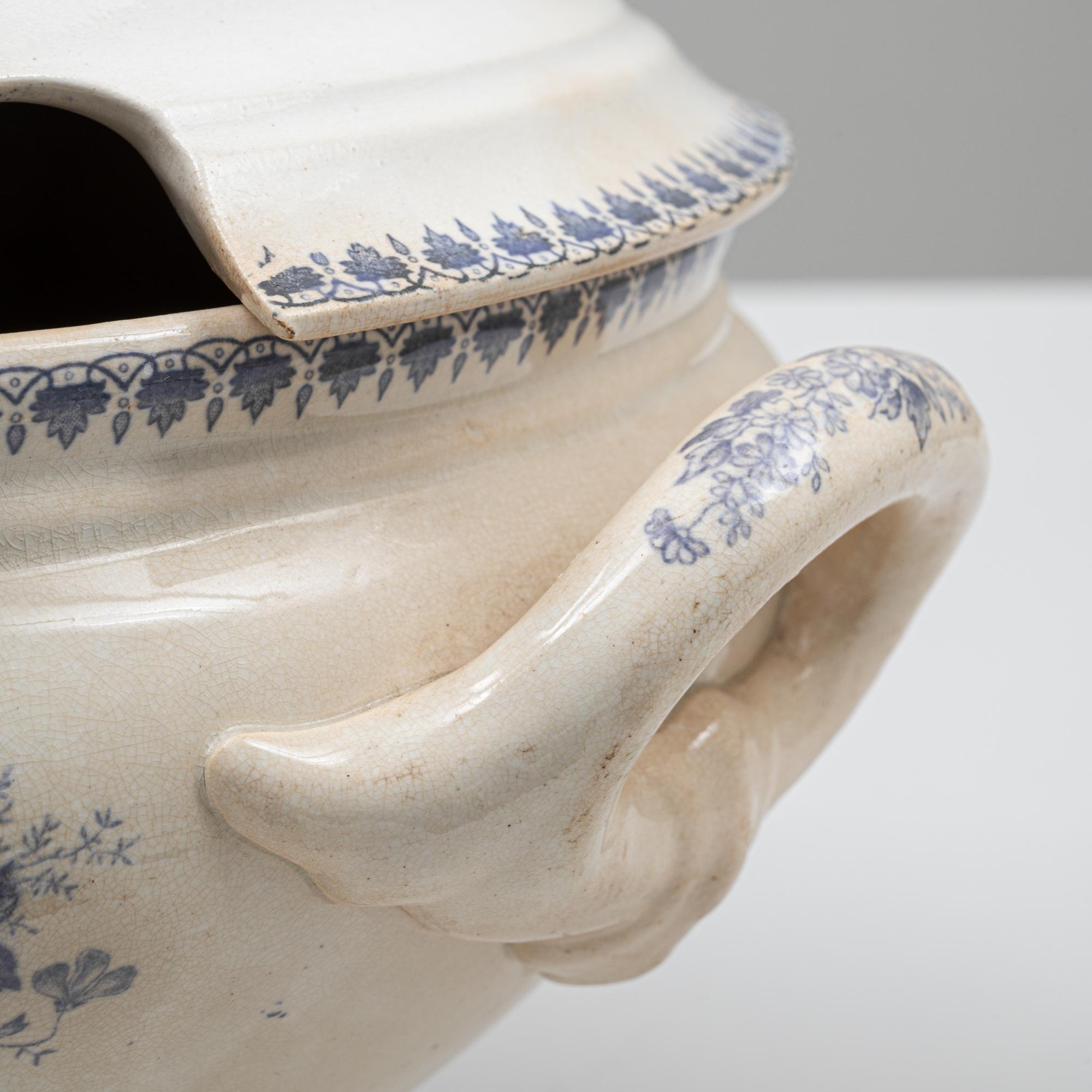 Soupière en porcelaine hollandaise du 20e siècle, édition spéciale, avec couvercle en vente 5