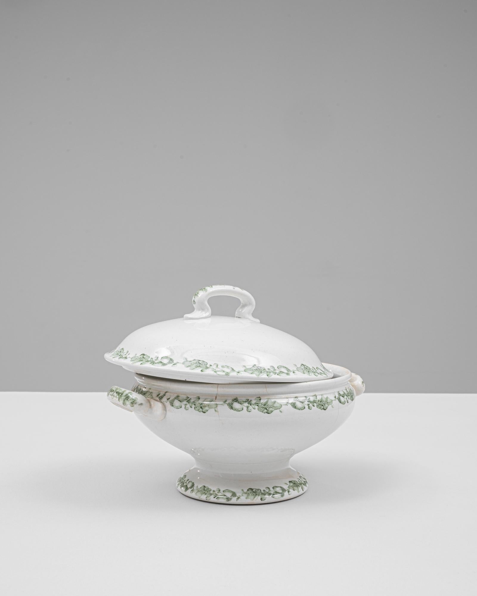 Soupière en porcelaine hollandaise du 20e siècle, édition spéciale, avec couvercle en vente 1