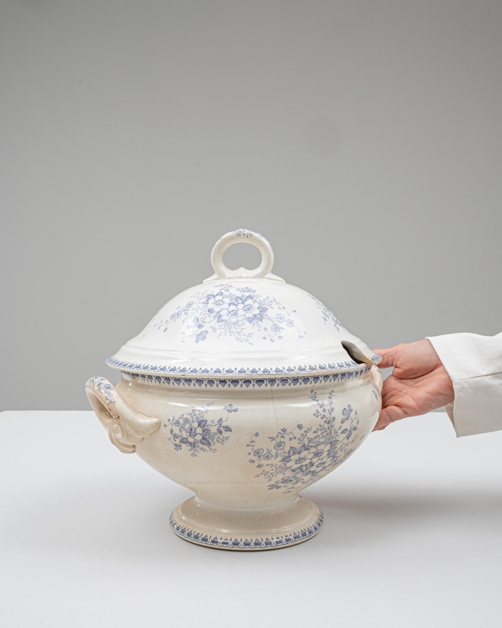 Soupière en porcelaine hollandaise du 20e siècle, édition spéciale, avec couvercle en vente 1