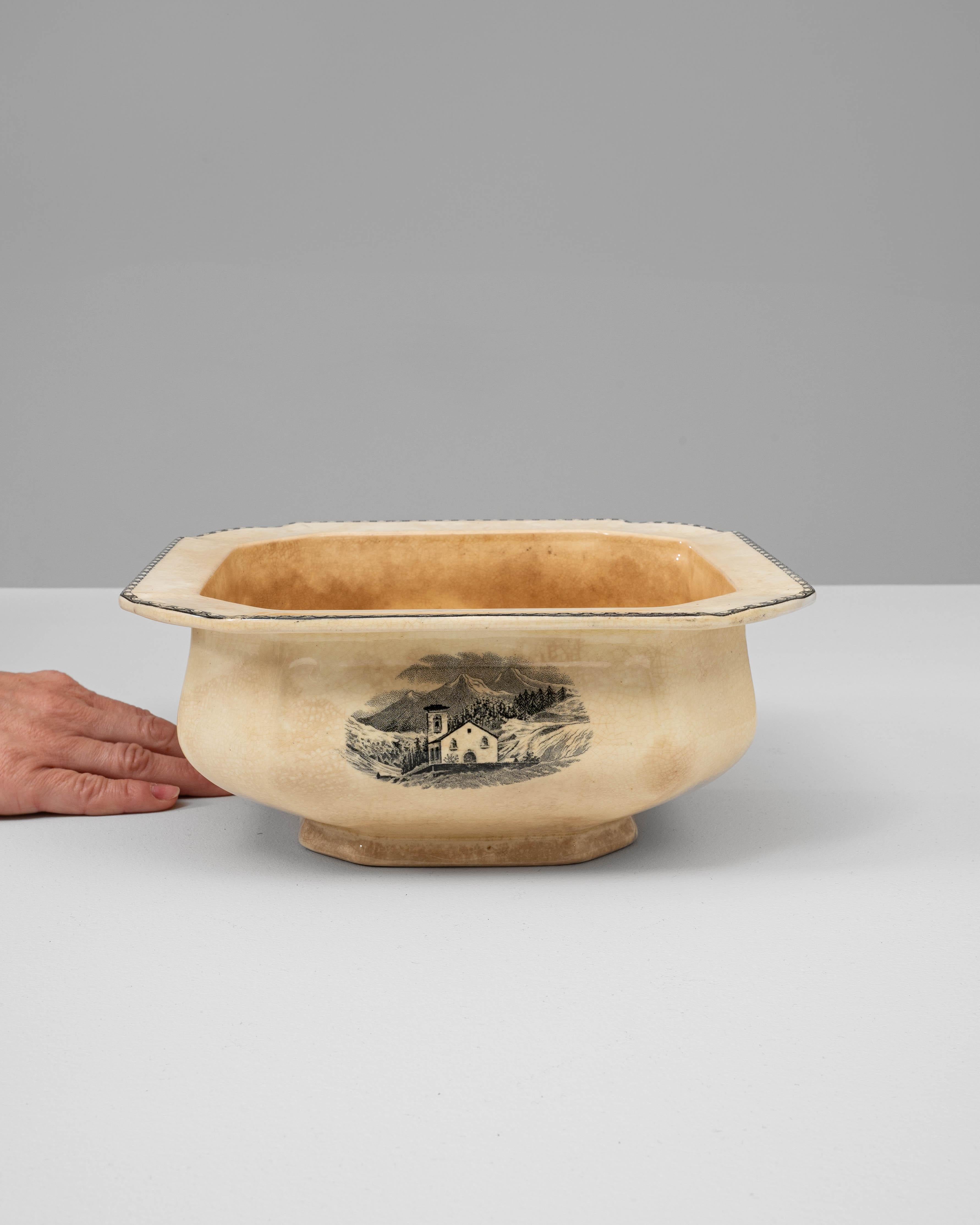 20th Century Dutch Special Edition Porcelain Tureen Without Lid im Zustand „Gut“ im Angebot in High Point, NC