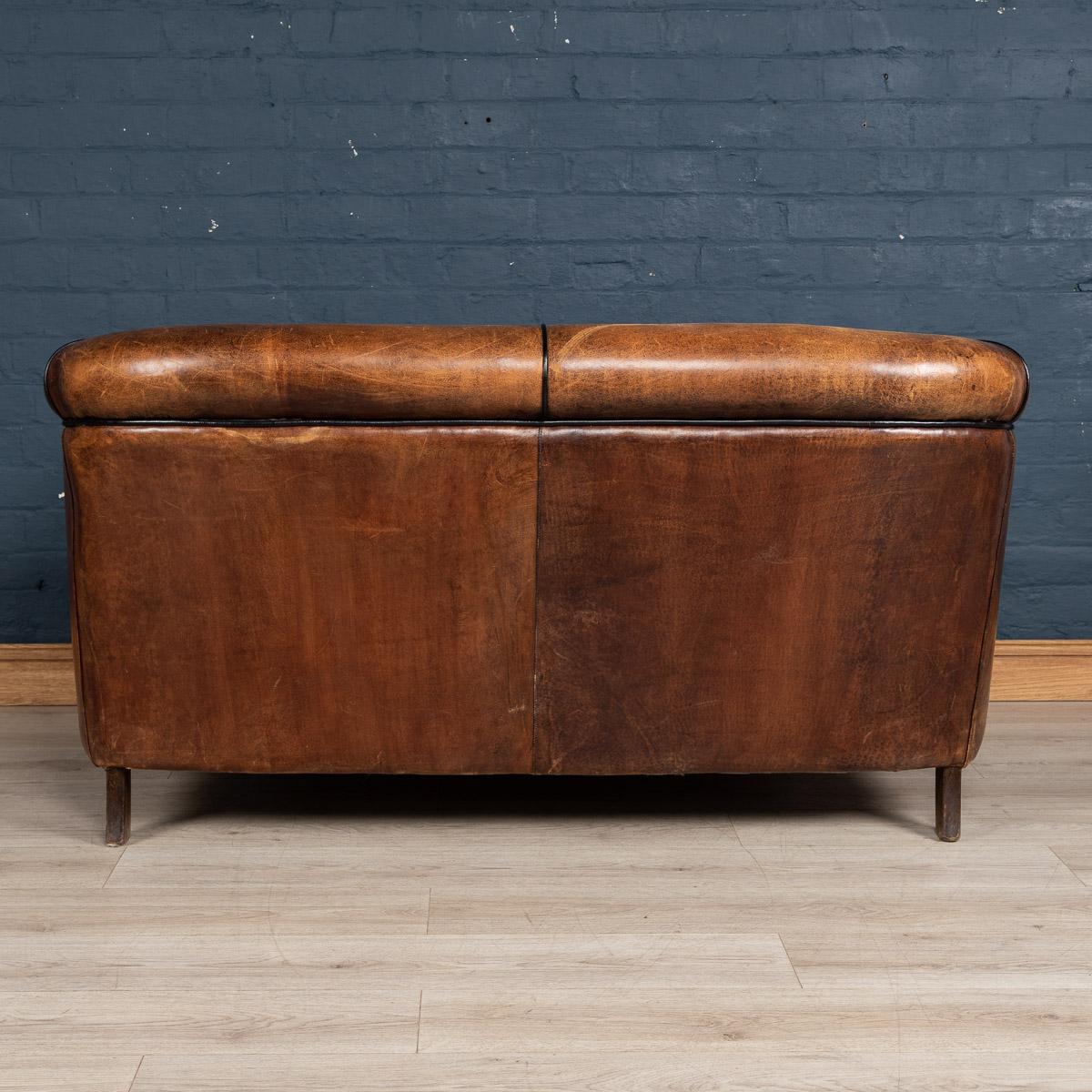 20th Century Dutch Two-Seat Sheepskin Leather Sofa, circa 1970 In Good Condition In Royal Tunbridge Wells, Kent