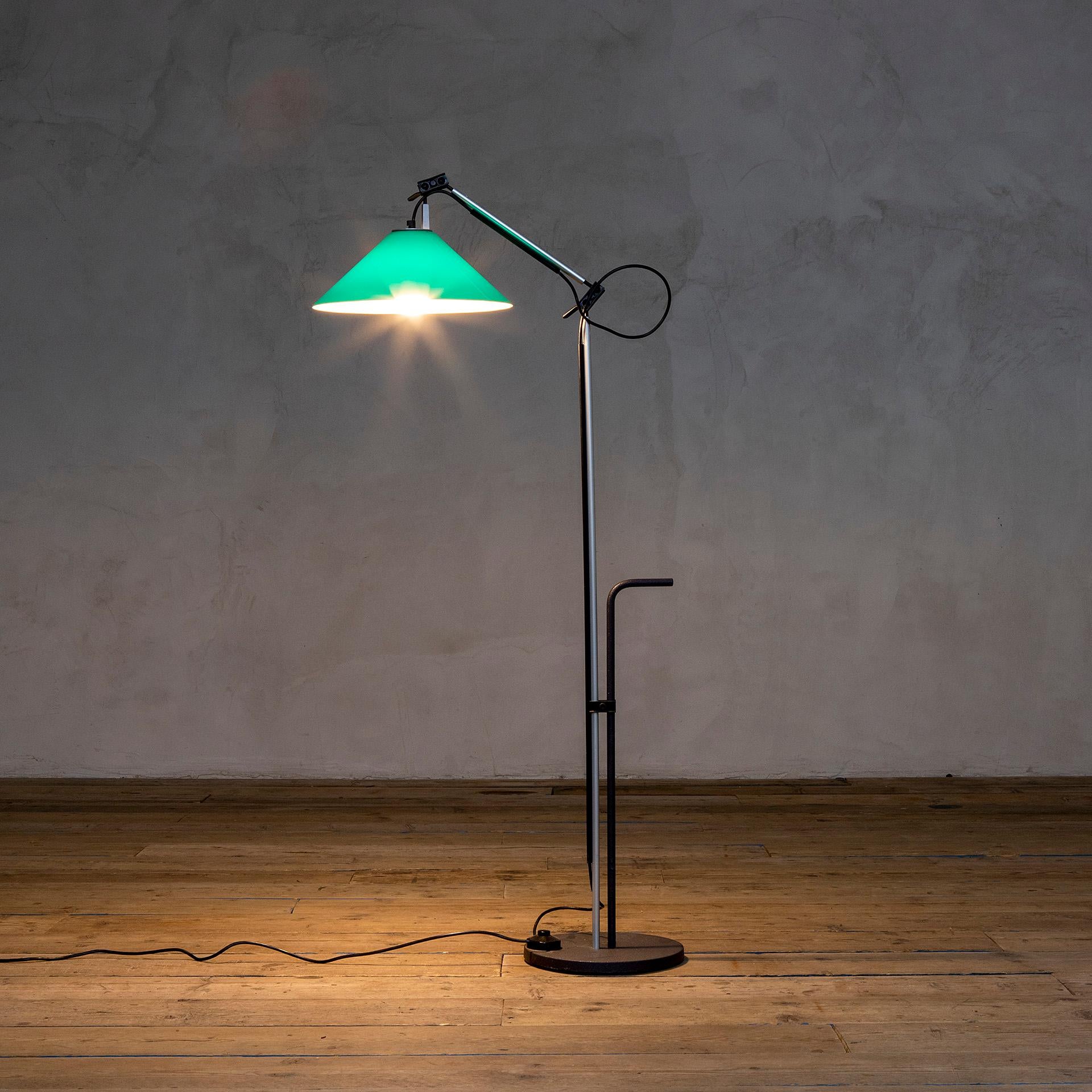 Stehlampe „Aggregato terra“ von E. Mari G. Fassina, 20. Jahrhundert, 70er Jahre (Moderne der Mitte des Jahrhunderts) im Angebot