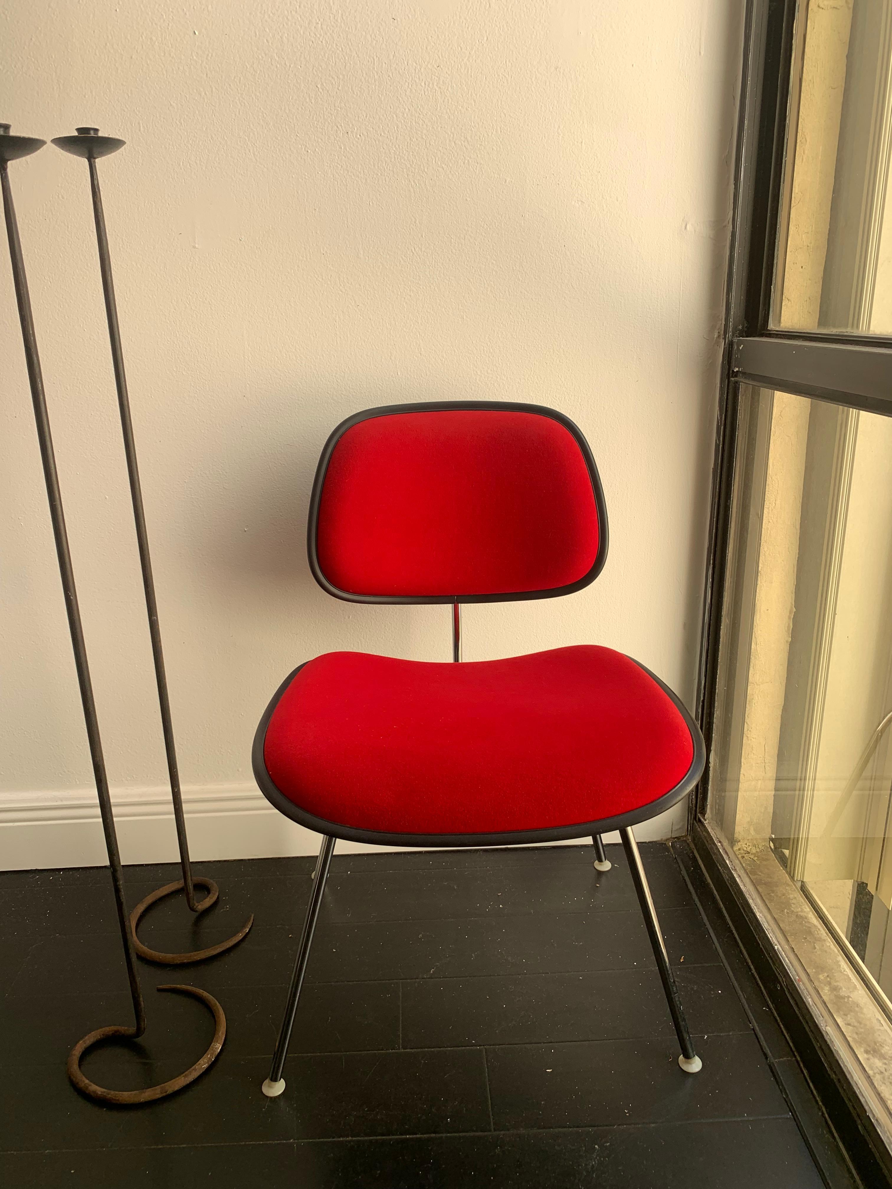 Mid-Century Modern 20th Century Eames DCM Chair for Herman Miller