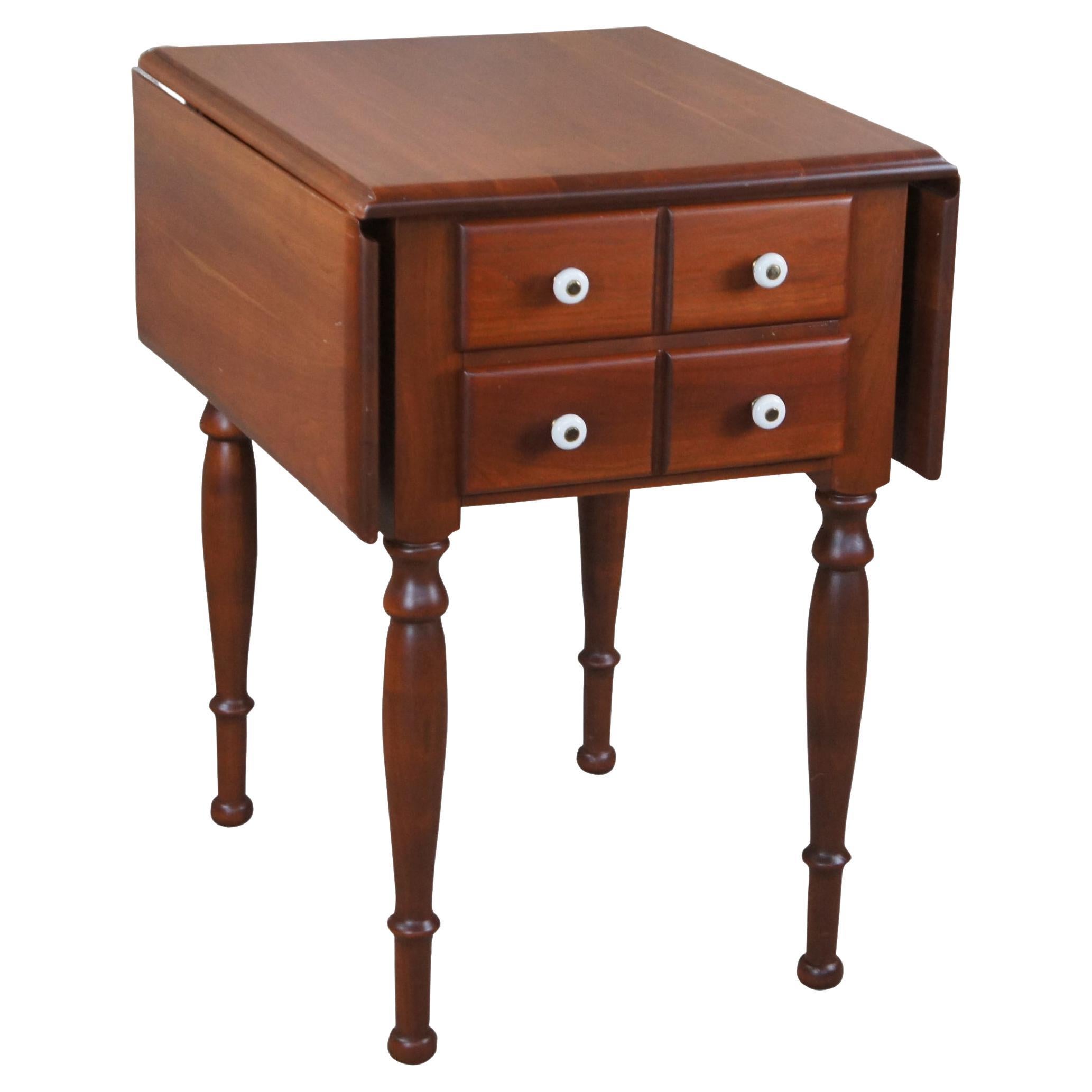 20th Century Early American Style Cherry Drop Leaf Side Accent Table 26" For Sale