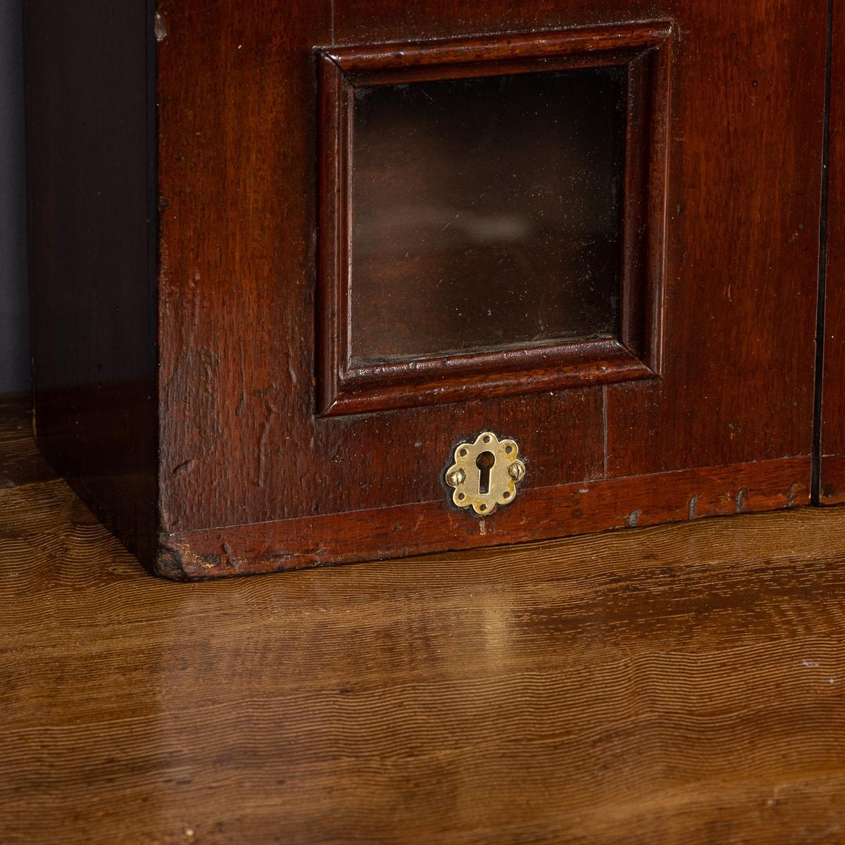 20th Century Edwardian English Mahogany Train Station Mailbox, circa 1910 In Good Condition In Royal Tunbridge Wells, Kent