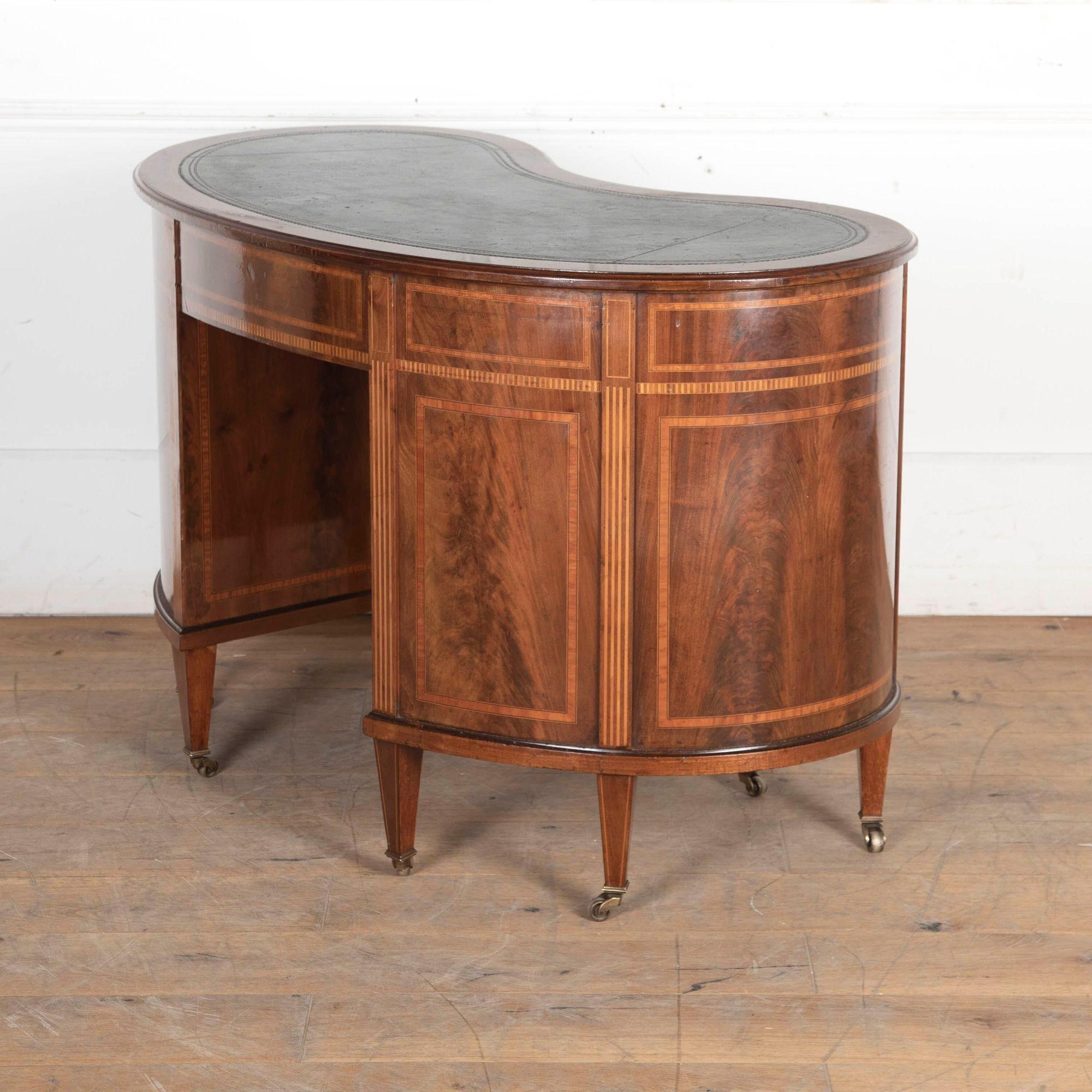20th Century Edwardian Kidney Shaped Desk In Good Condition For Sale In Gloucestershire, GB