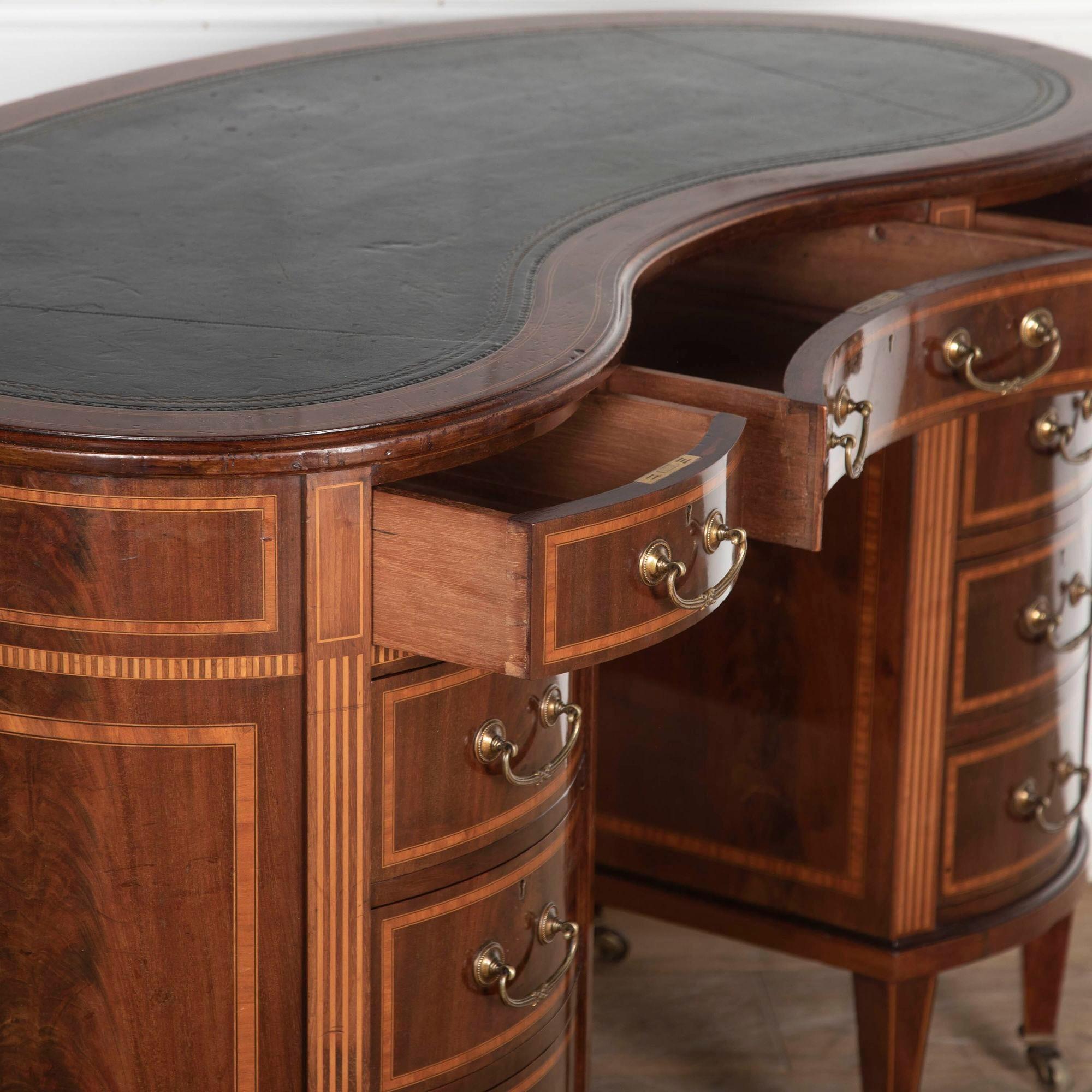 20th Century Edwardian Kidney Shaped Desk For Sale 1