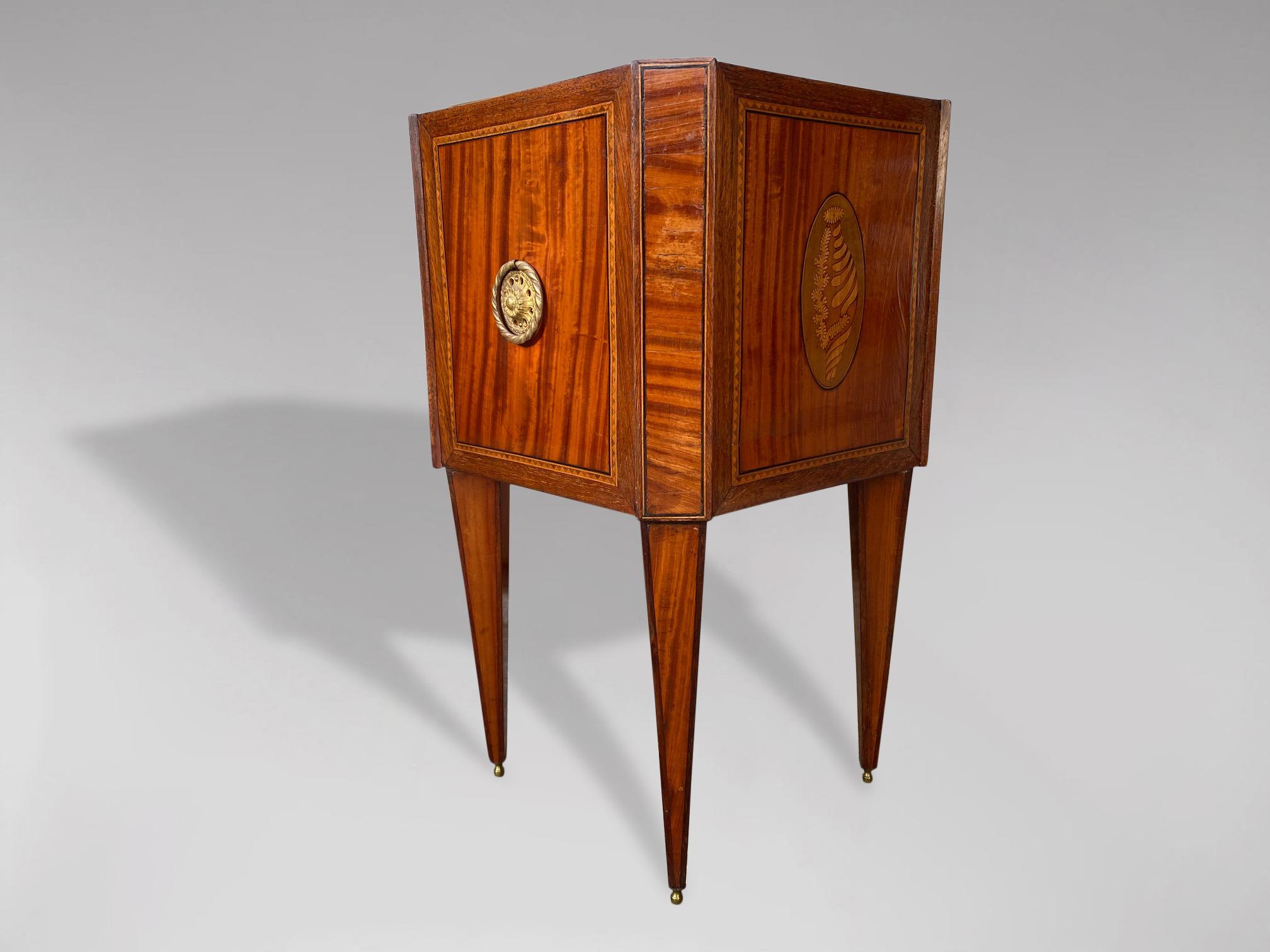 20th Century Edwardian Period Mahogany and Marquetry Jardinière 2