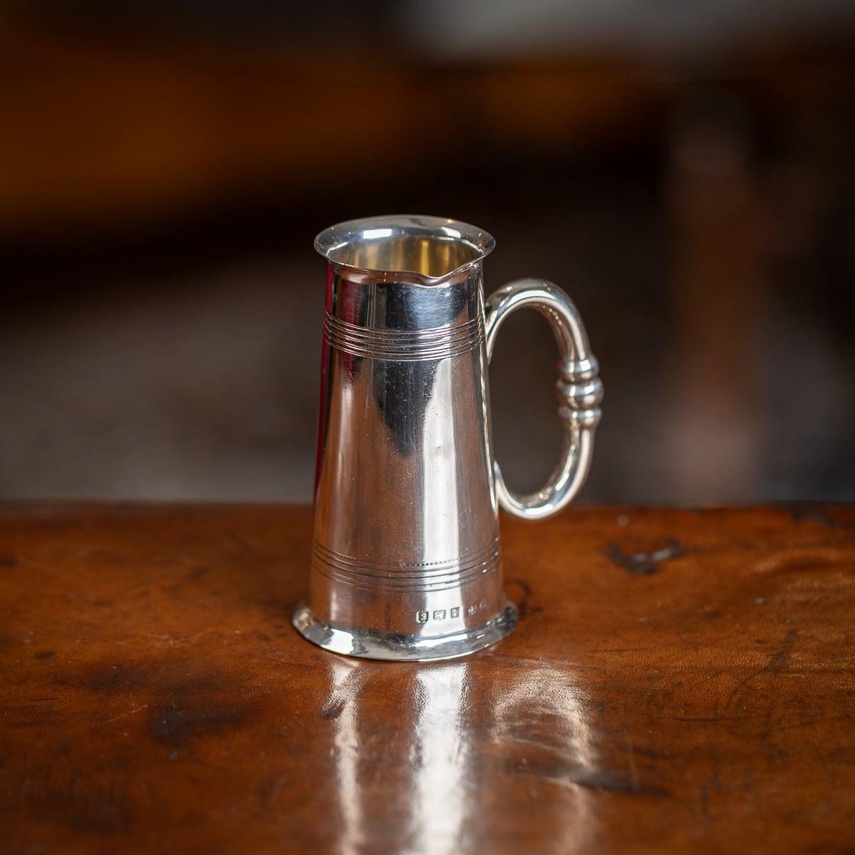 Medidor de bebidas de plata maciza eduardiana del siglo XX, Birmingham, c.1906 Eduardiano en venta