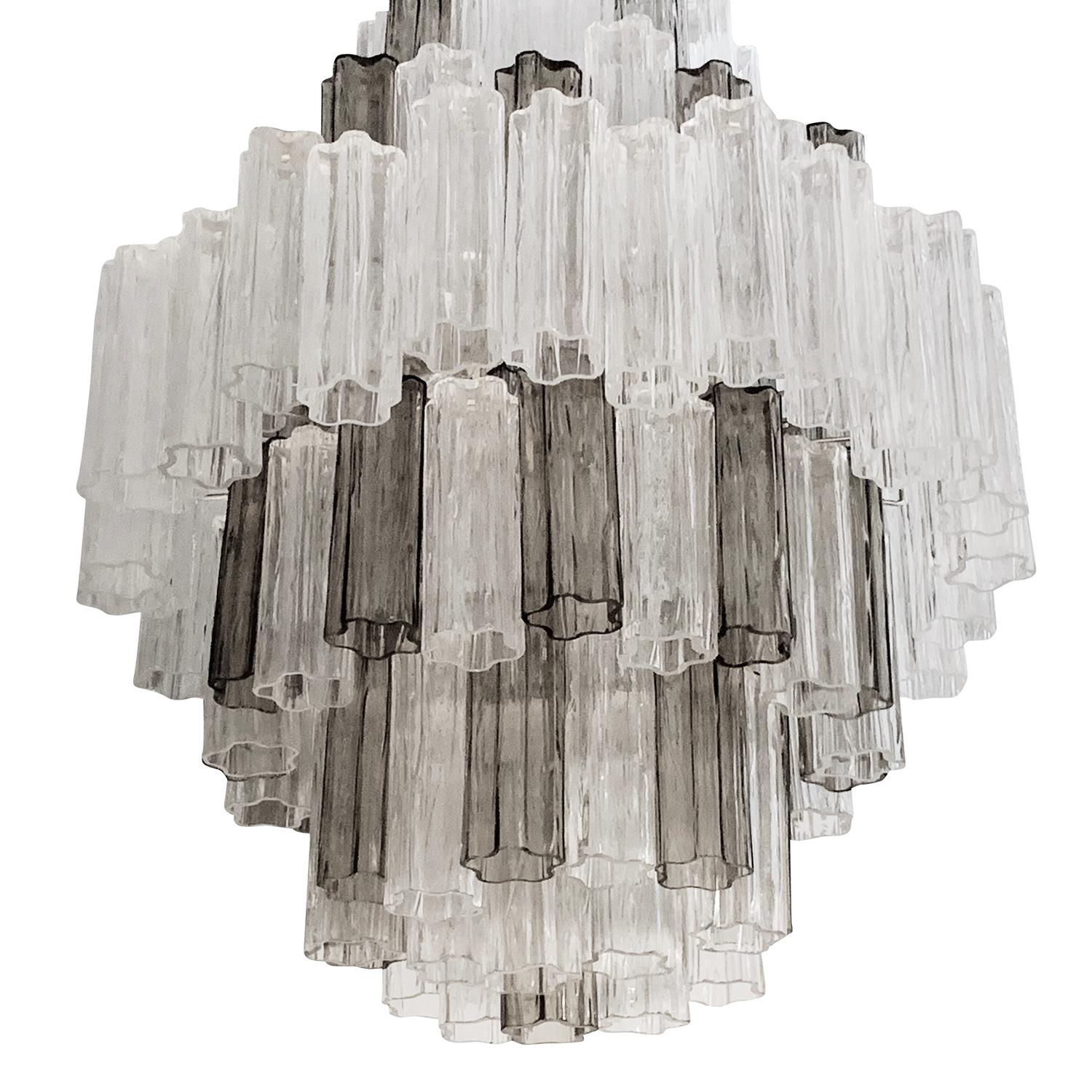 20th Century Italian Eight Tiered Murano Glass Chandeliers by Venini & Zuccheri In Good Condition For Sale In West Palm Beach, FL