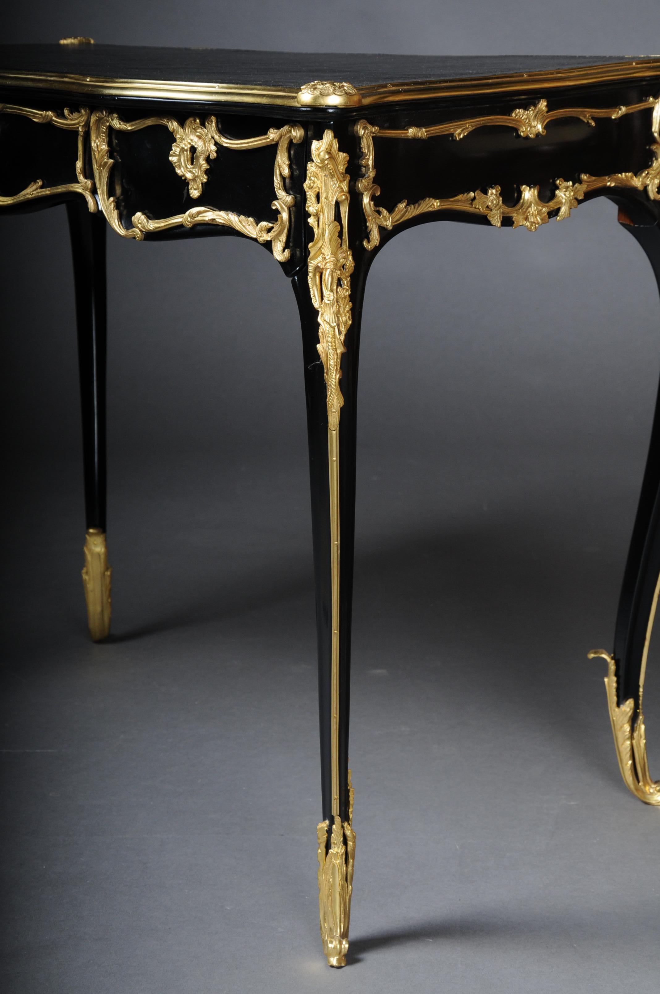 20th Century Elegant Black Bureau Plat / Writing Desk in Louis XV, Beech For Sale 9