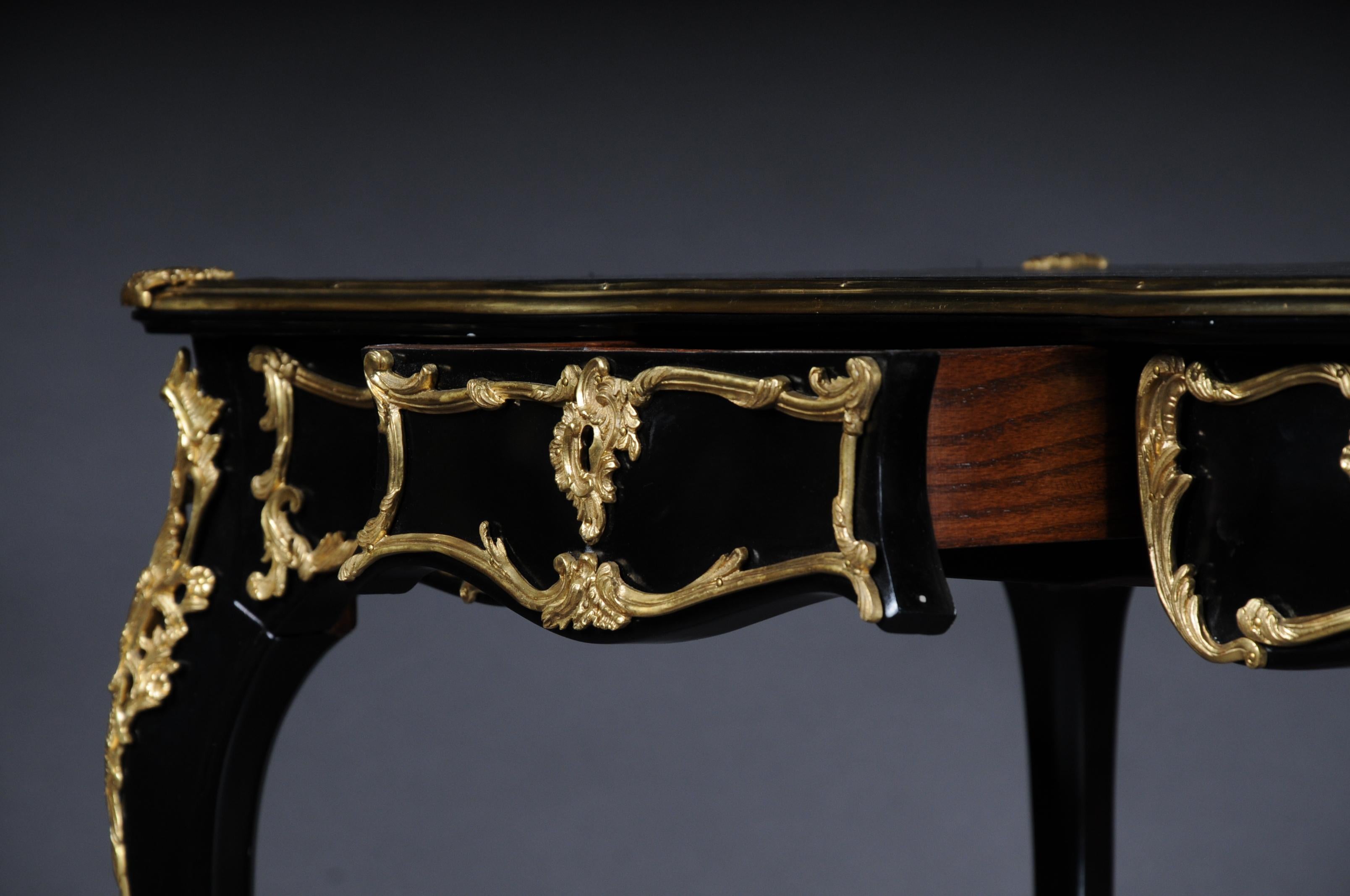 Bronze 20th Century Elegant Black Bureau Plat / Writing Desk in Louis XV, Beech For Sale
