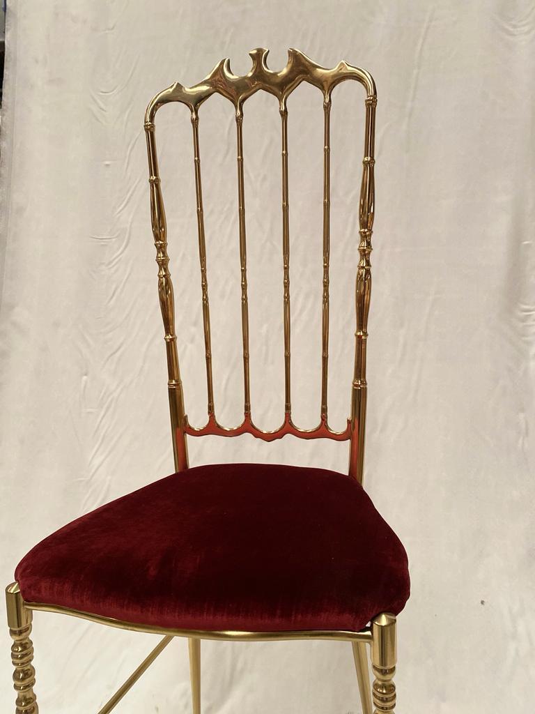 Italian 20th Century Elegant Chairs  For Sale