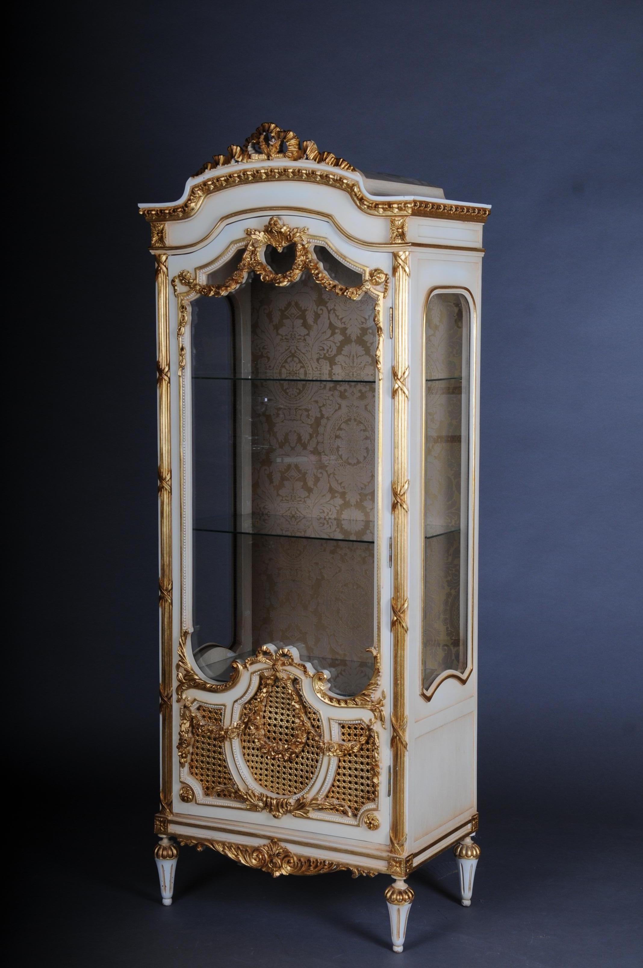 20th Century Elegant French Louis XVI Style Showcase For Sale 7