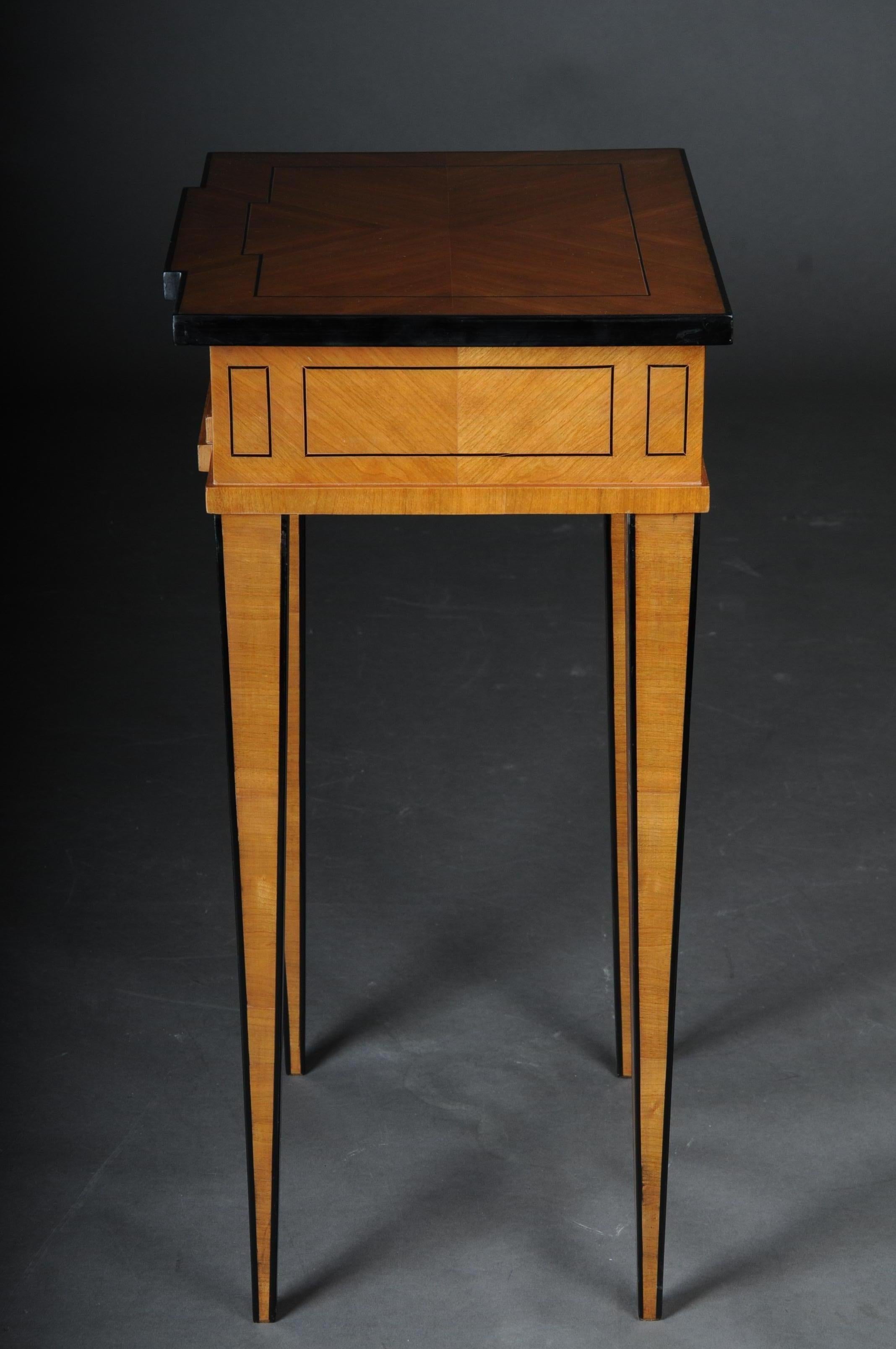 20th Century Elegant Side Table in Classicistic Style, Cherrywood For Sale 7