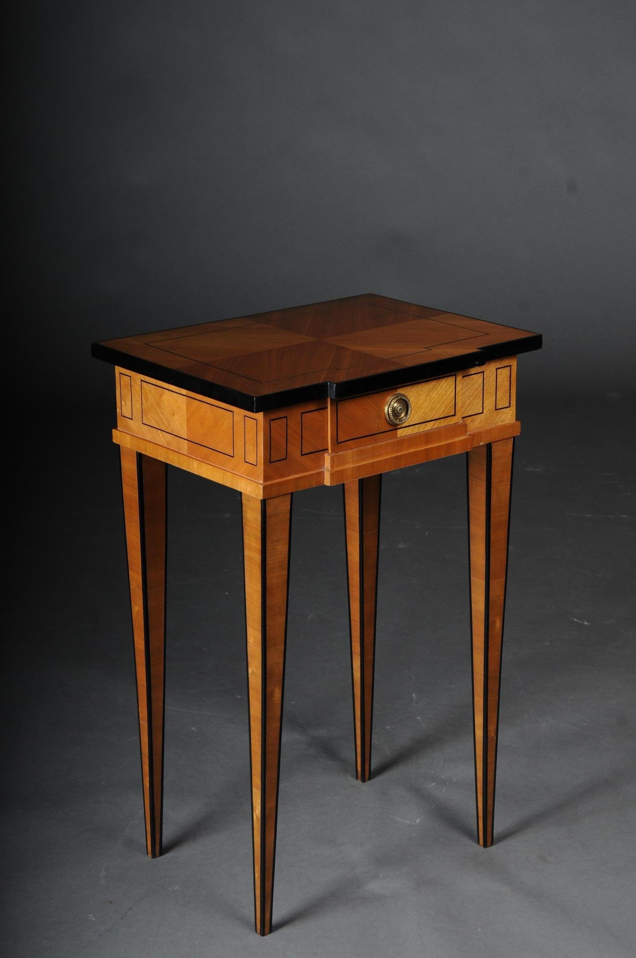 20th Century Elegant Side Table in Classicistic Style, Cherrywood For Sale 3
