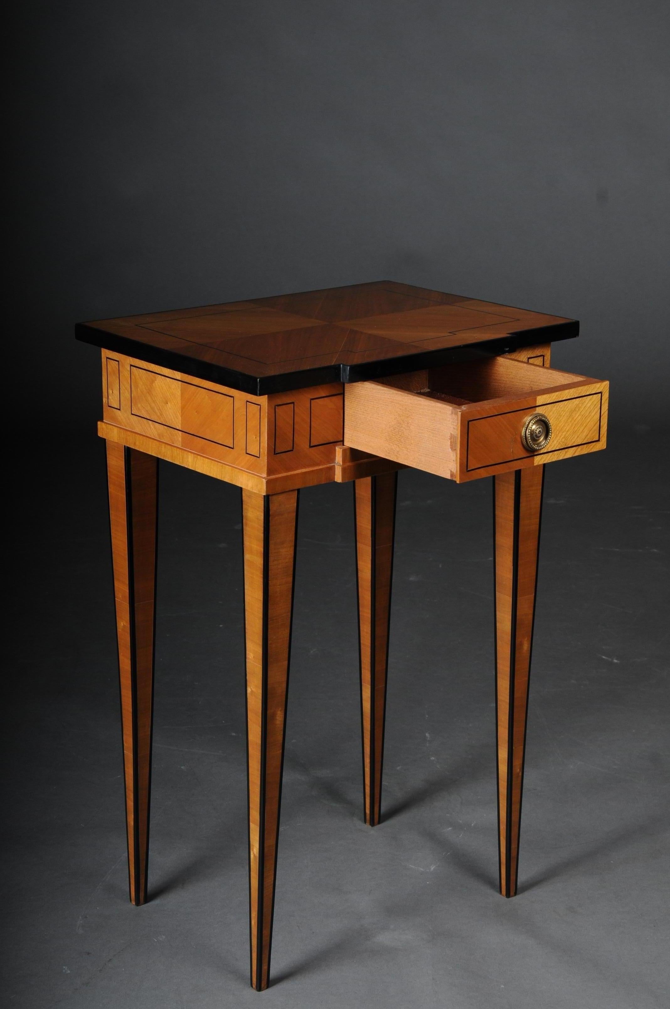 20th Century Elegant Side Table in Classicistic Style, Cherrywood For Sale 4