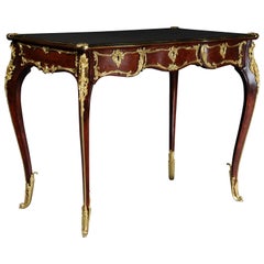 Vintage 20th Century Elegant Veneered Bureau Plat or Writing Desk in Louis XV Style