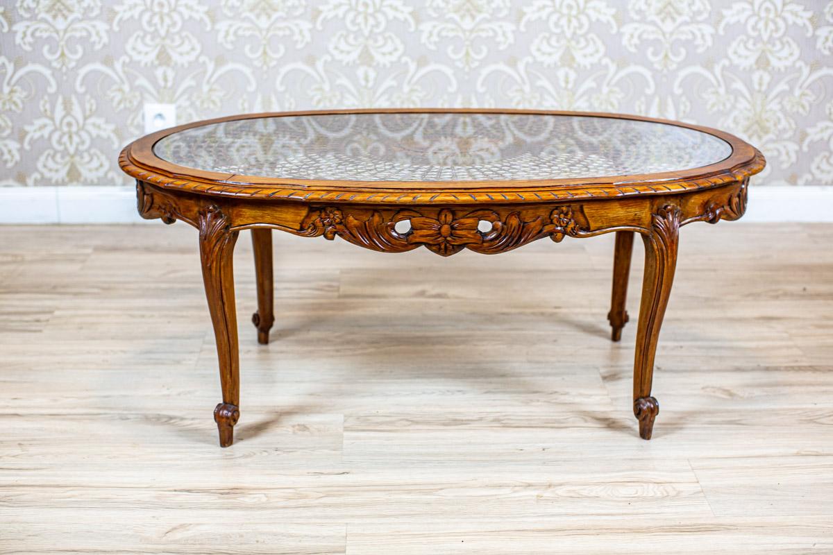 20th-Century Elliptical Walnut Coffee Table with Rattan In Good Condition In Opole, PL