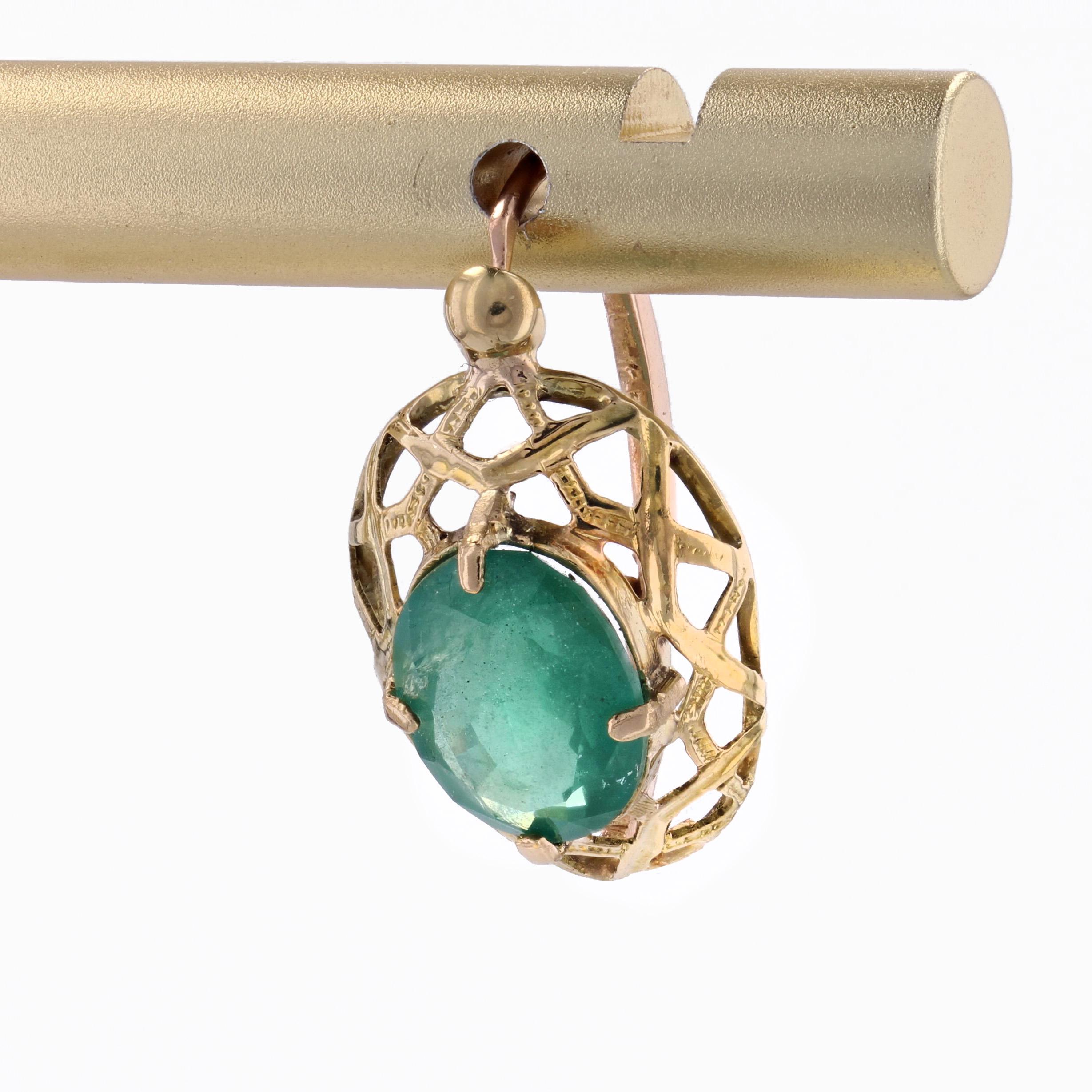 Belle Époque 20th Century Emerald 18 Karat Yellow Gold Earrings For Sale