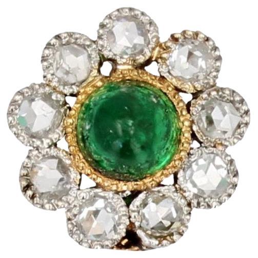 20th Century Emerald Diamonds 18 Karat Yellow Gold Daisy Pendant For Sale