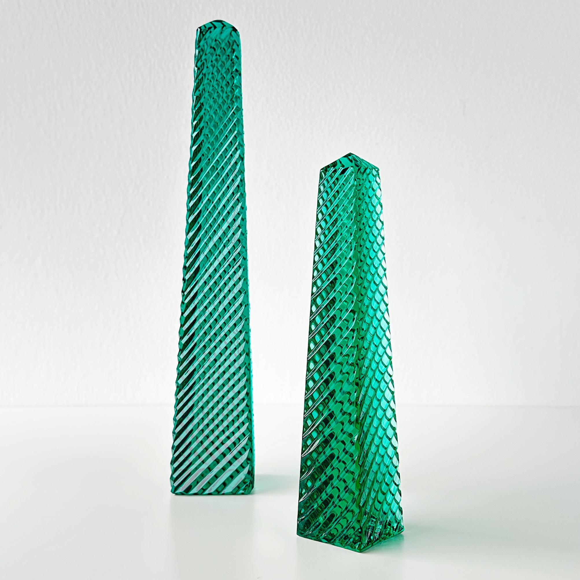 20th Century Emerald Green Cut Crystal Obelisk Pair For Sale 7